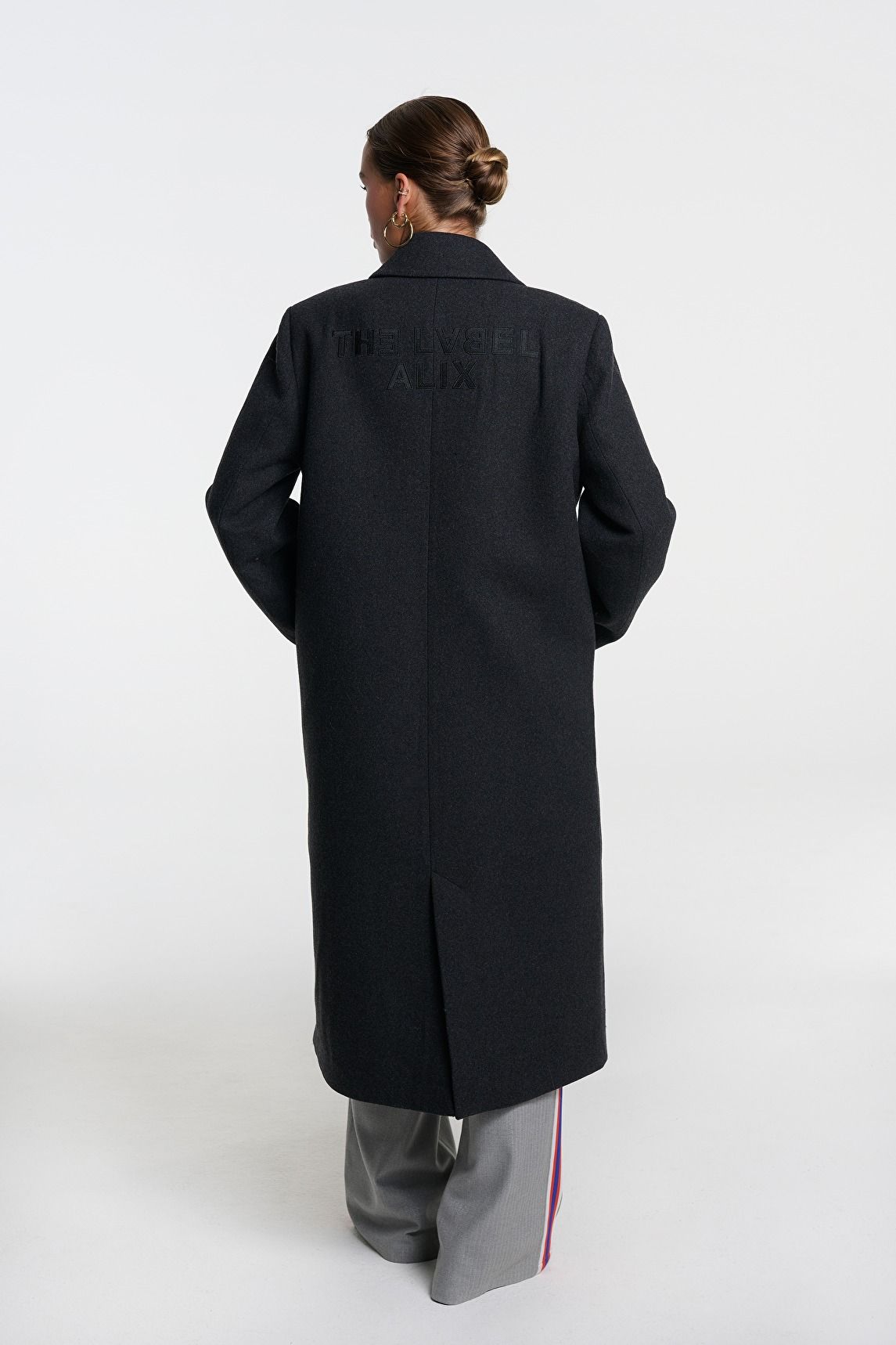 ALIX THE LABEL MANTEL