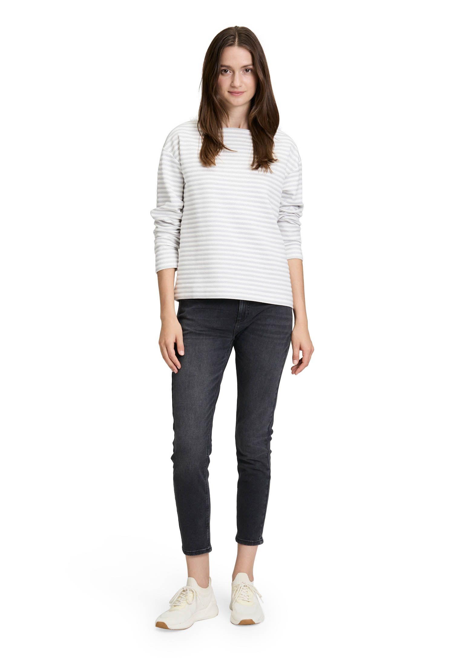 BETTY & CO SWEATER