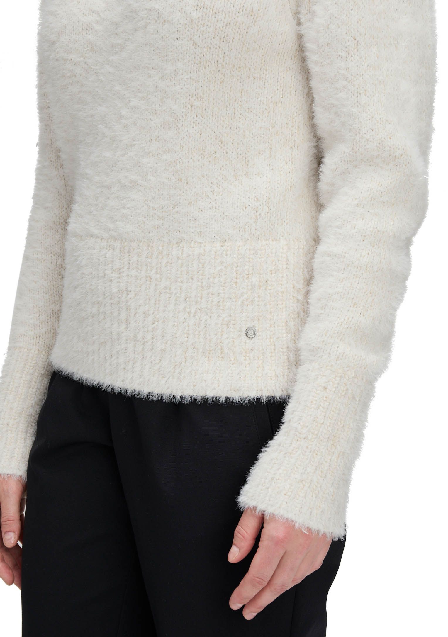 BETTY & CO TRUI