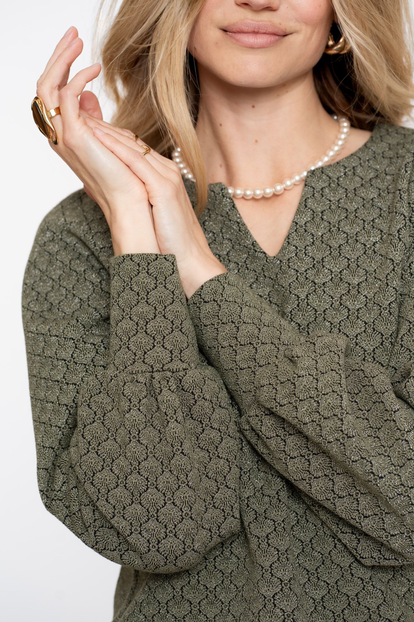 GEISHA SWEATER