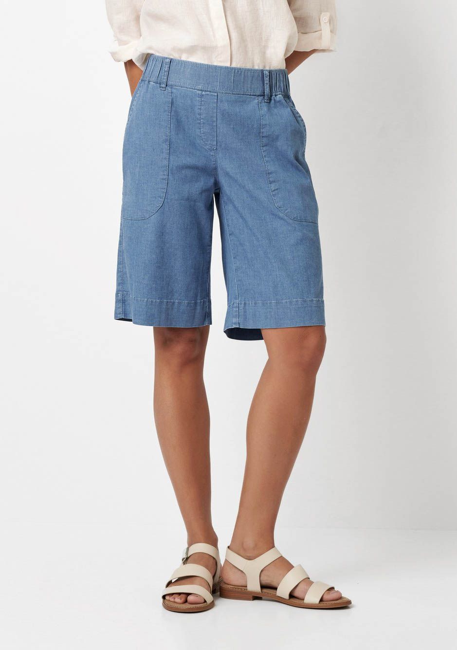 TONI SHORT