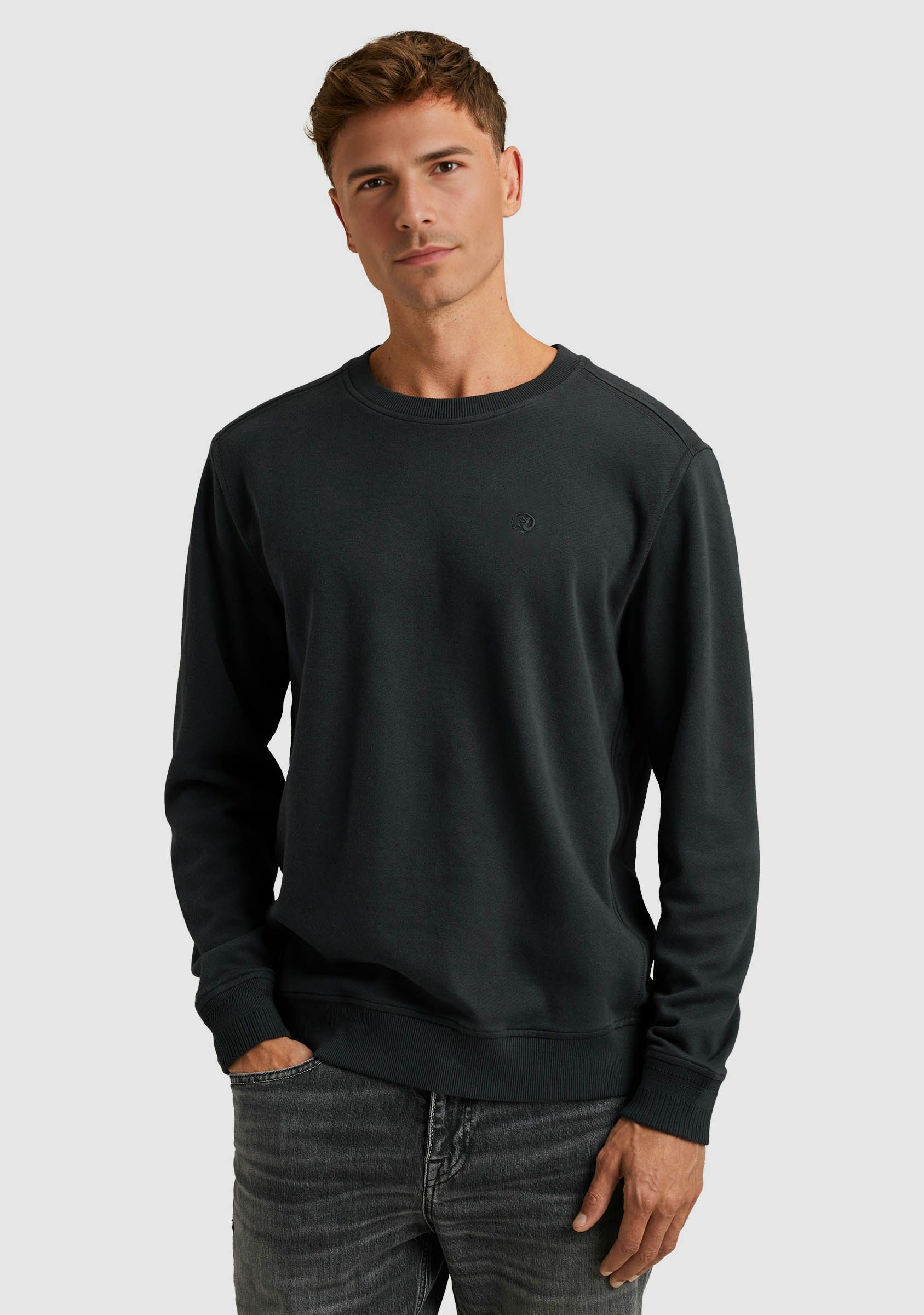 CAST IRON SWEATER