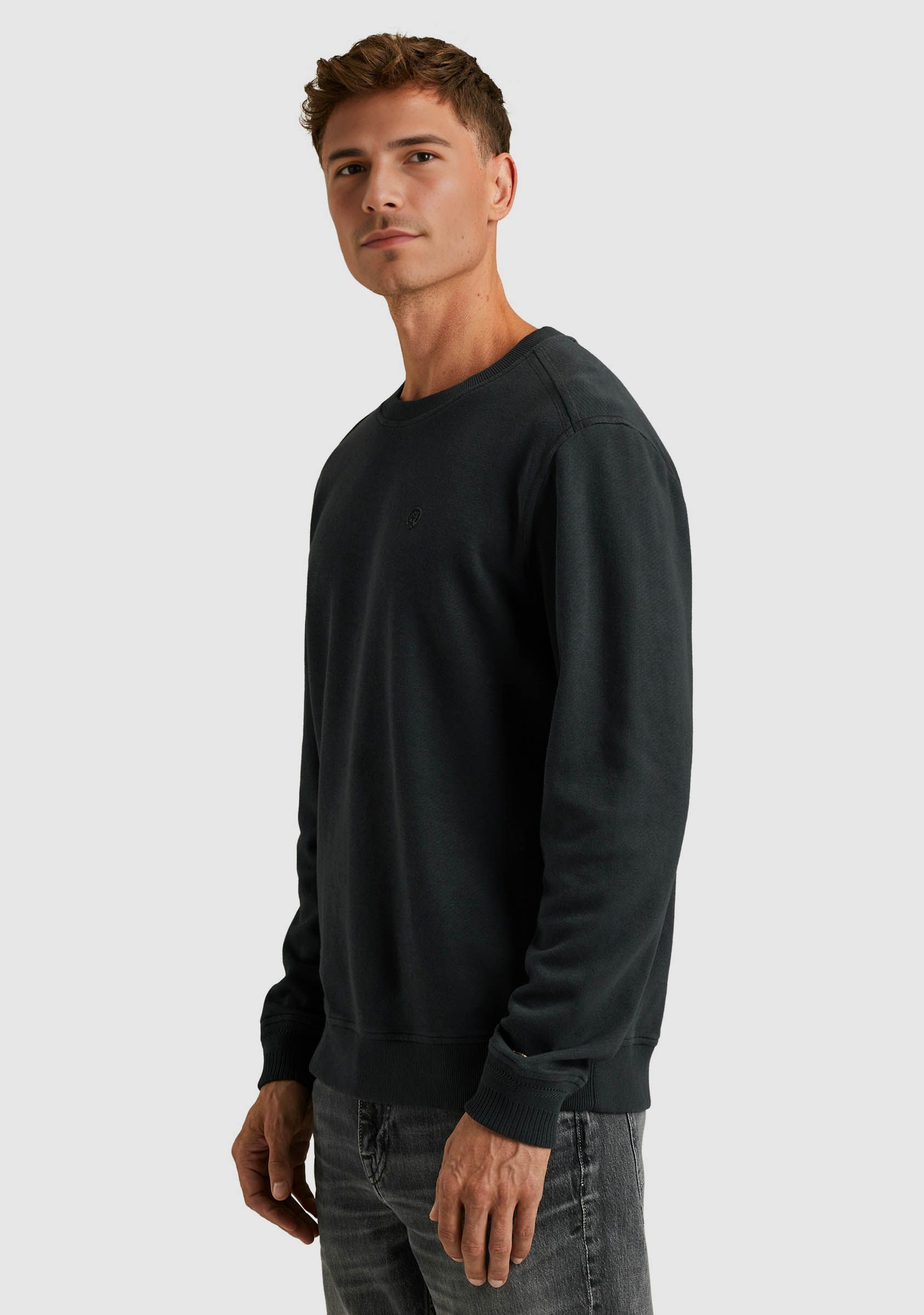 CAST IRON SWEATER