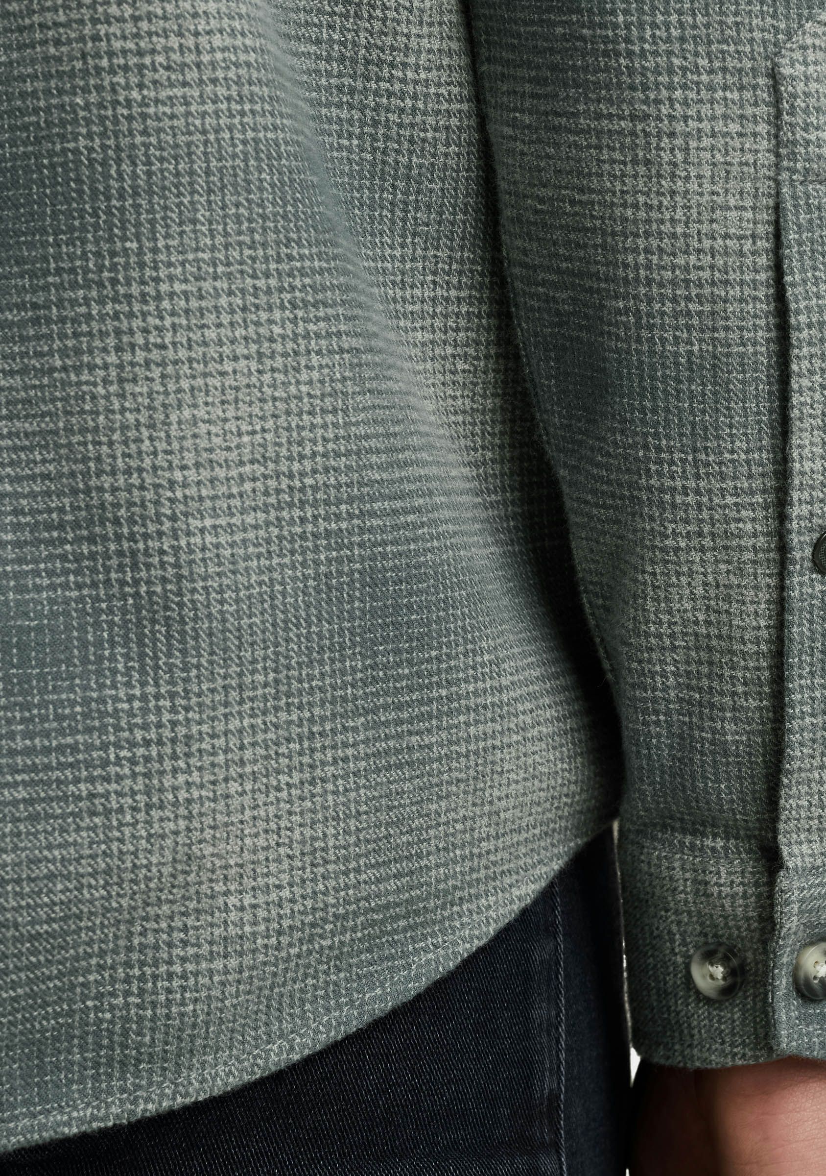 CAST IRON OVERSHIRT