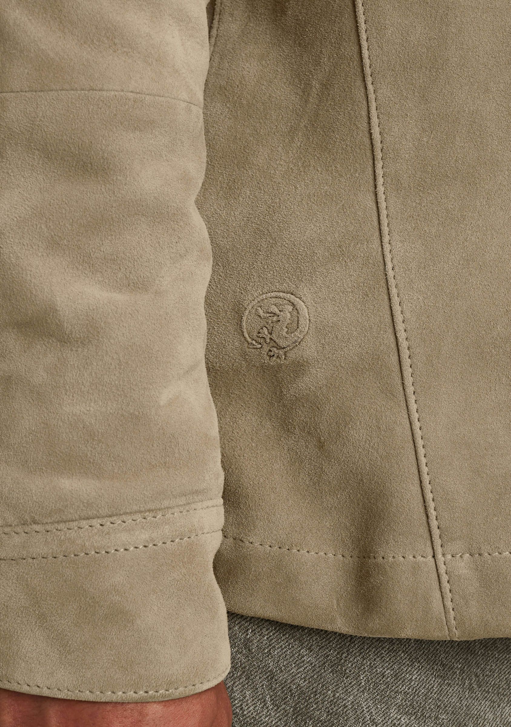 CAST IRON OVERSHIRT