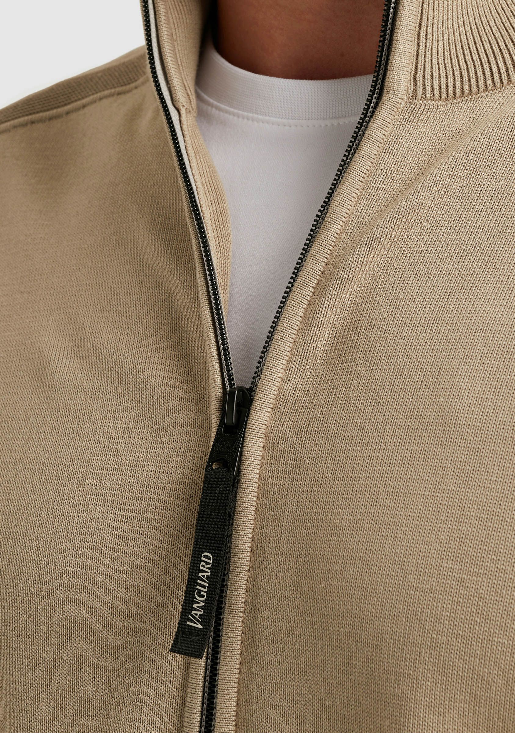 VANGUARD VEST