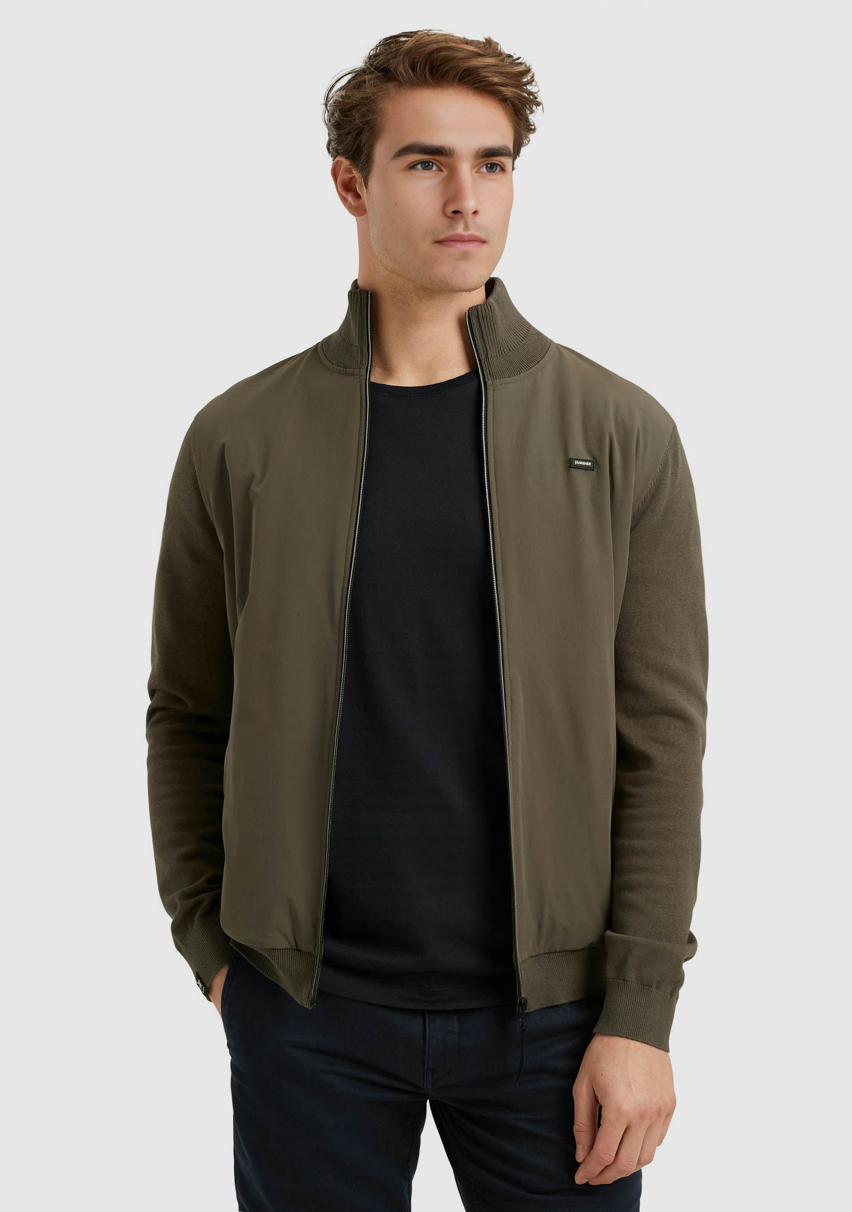 VANGUARD VEST