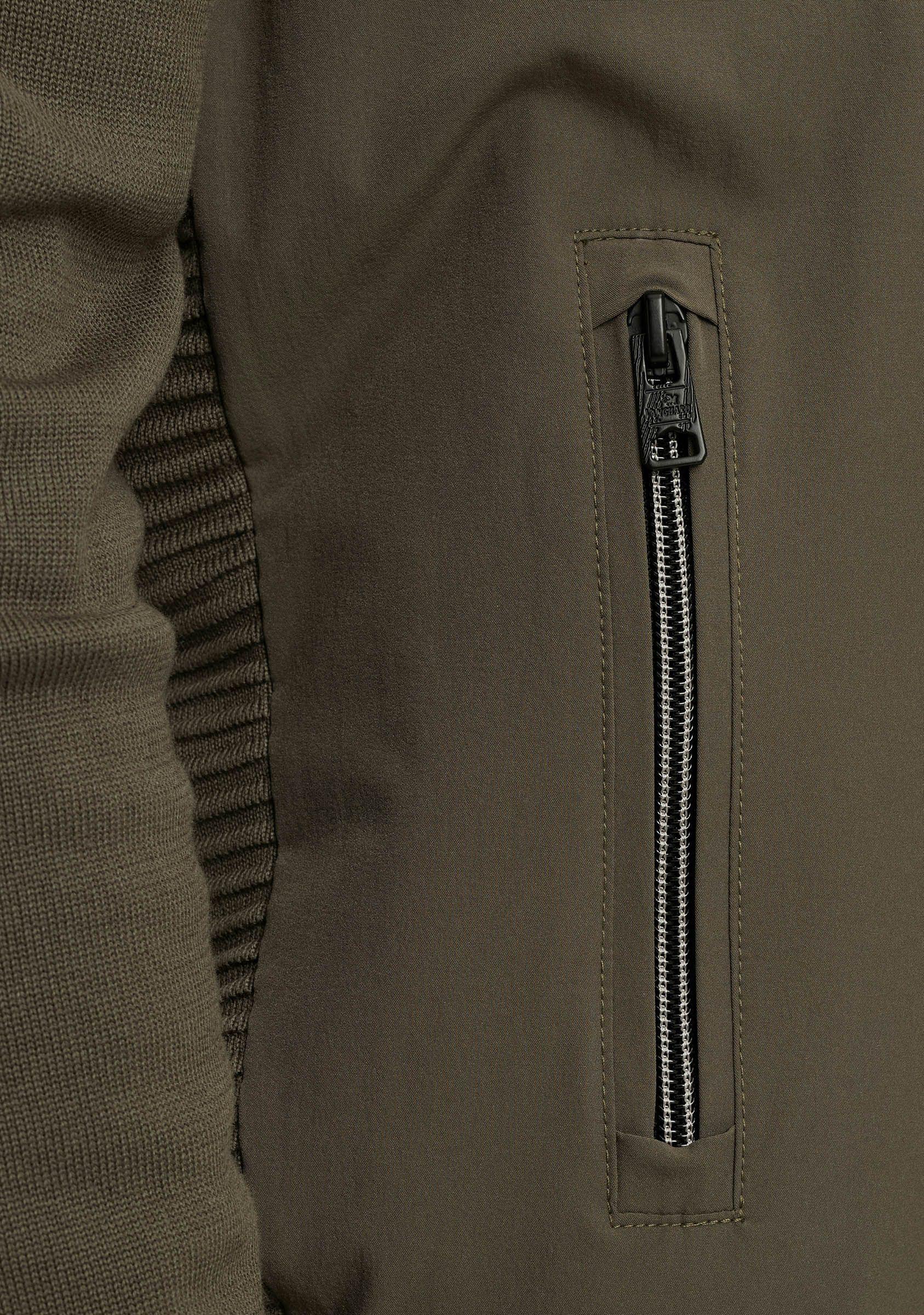 VANGUARD VEST