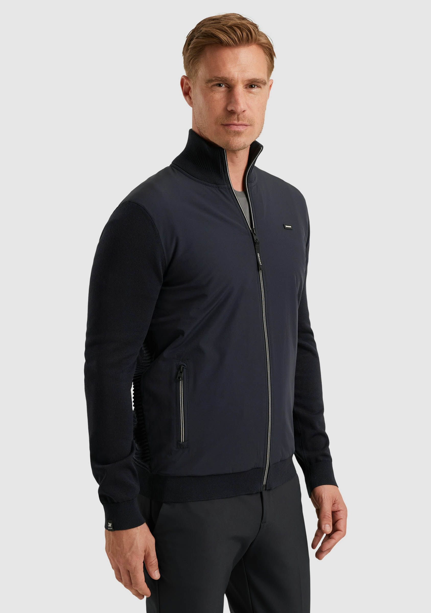 VANGUARD VEST