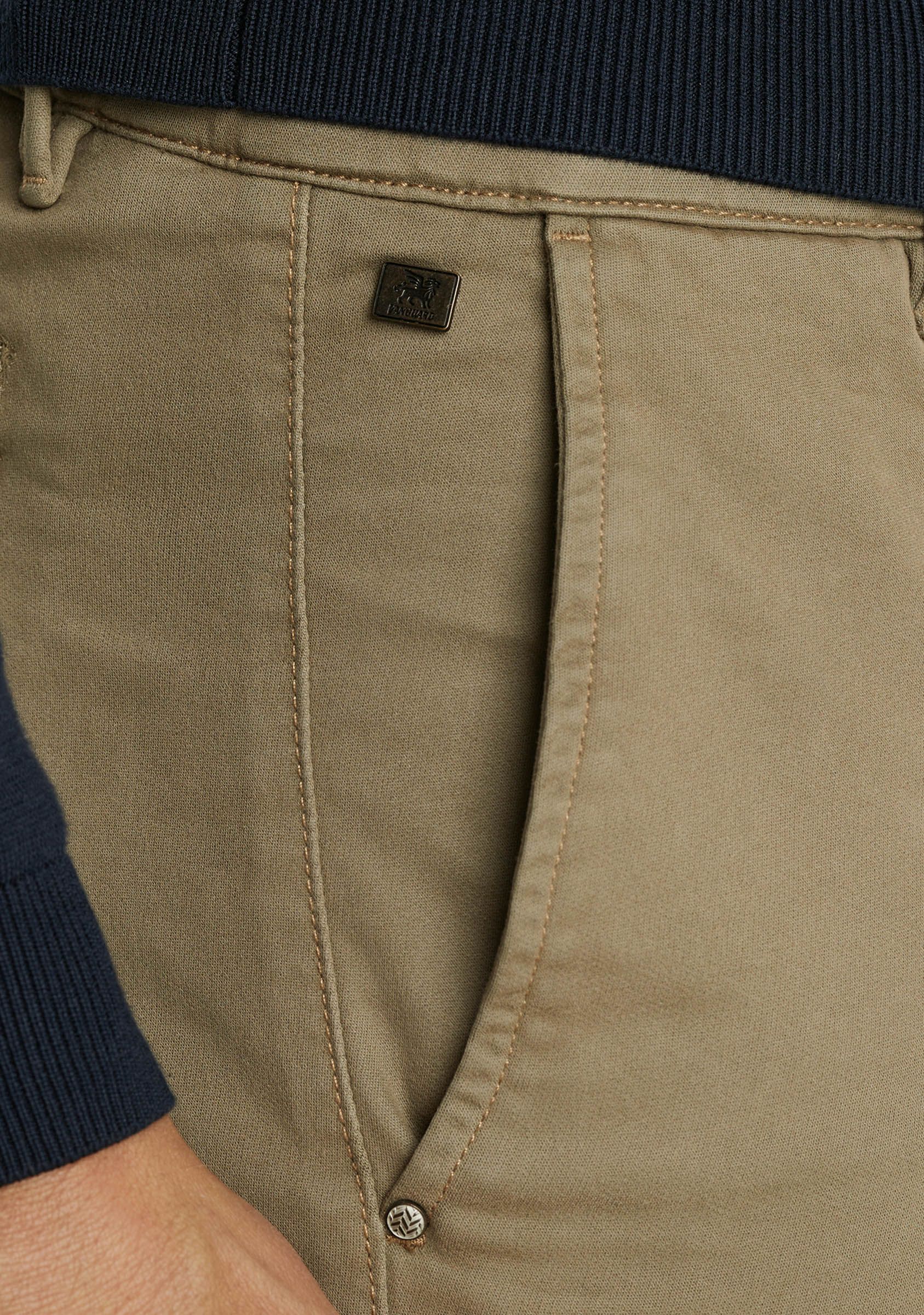 VANGUARD CHINO
