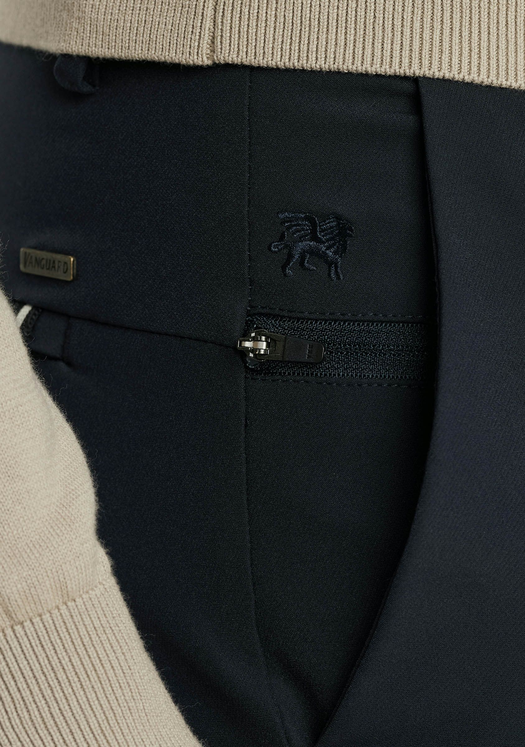VANGUARD CHINO