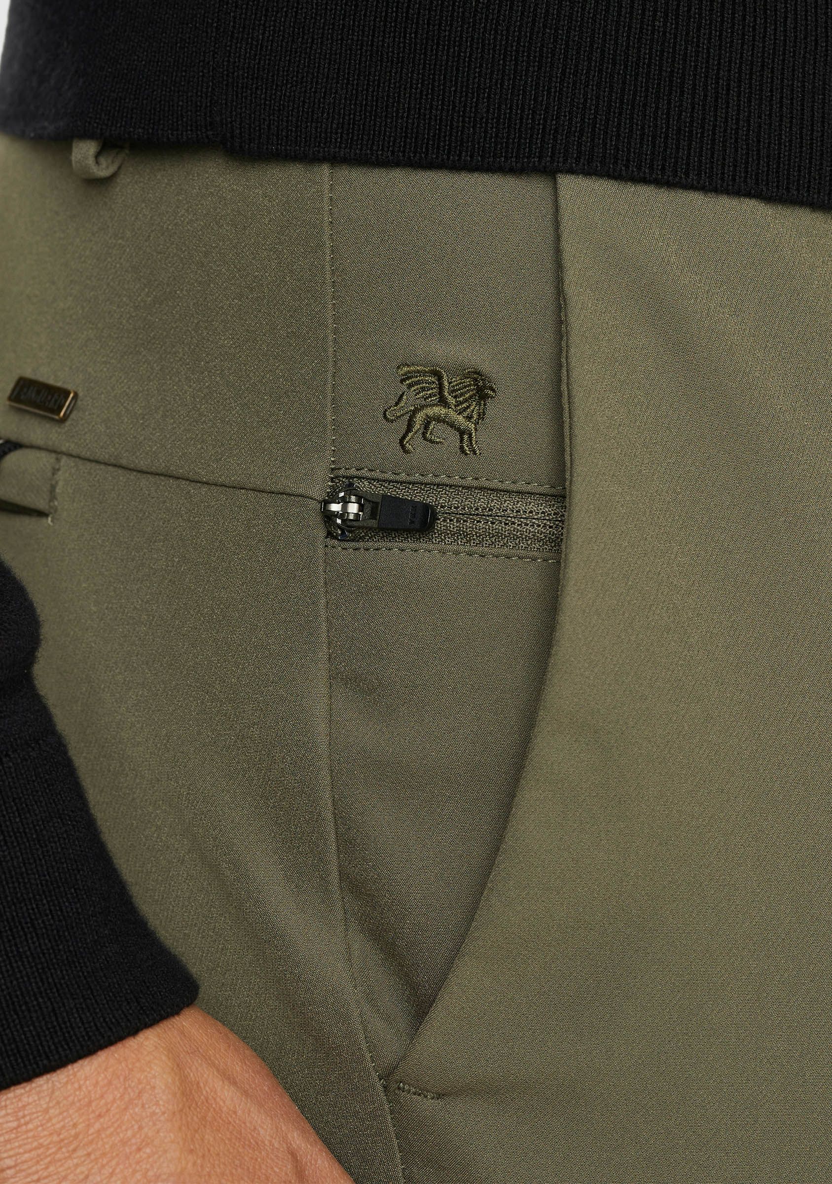 VANGUARD CHINO