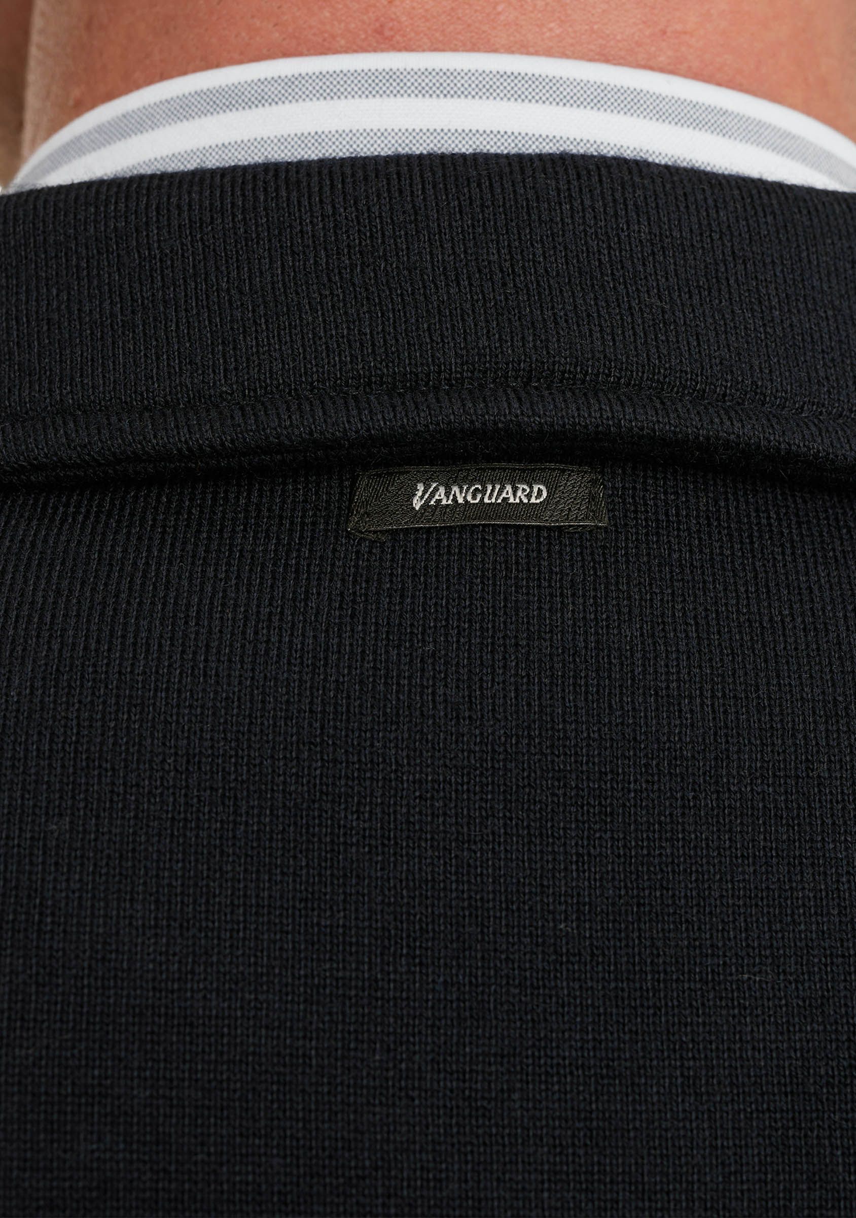 VANGUARD VEST