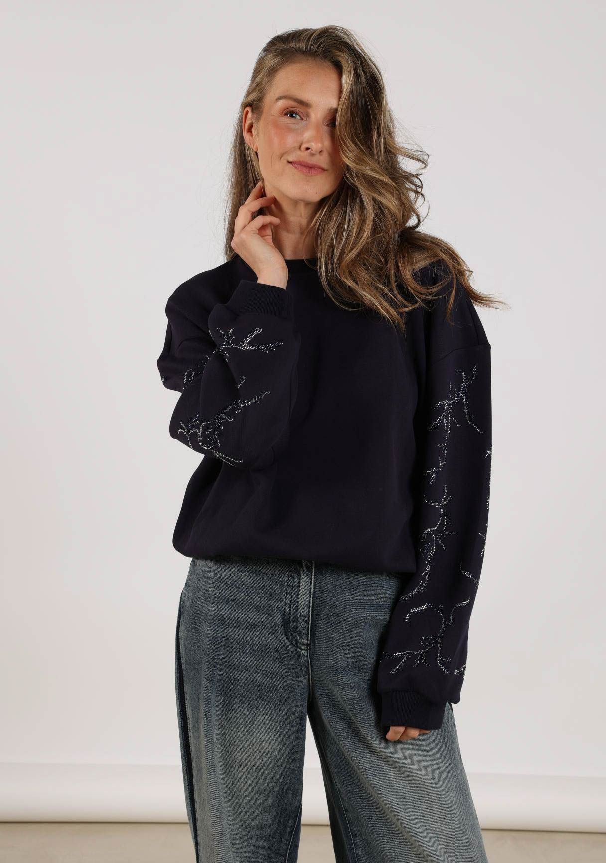 NUKUS SWEATER