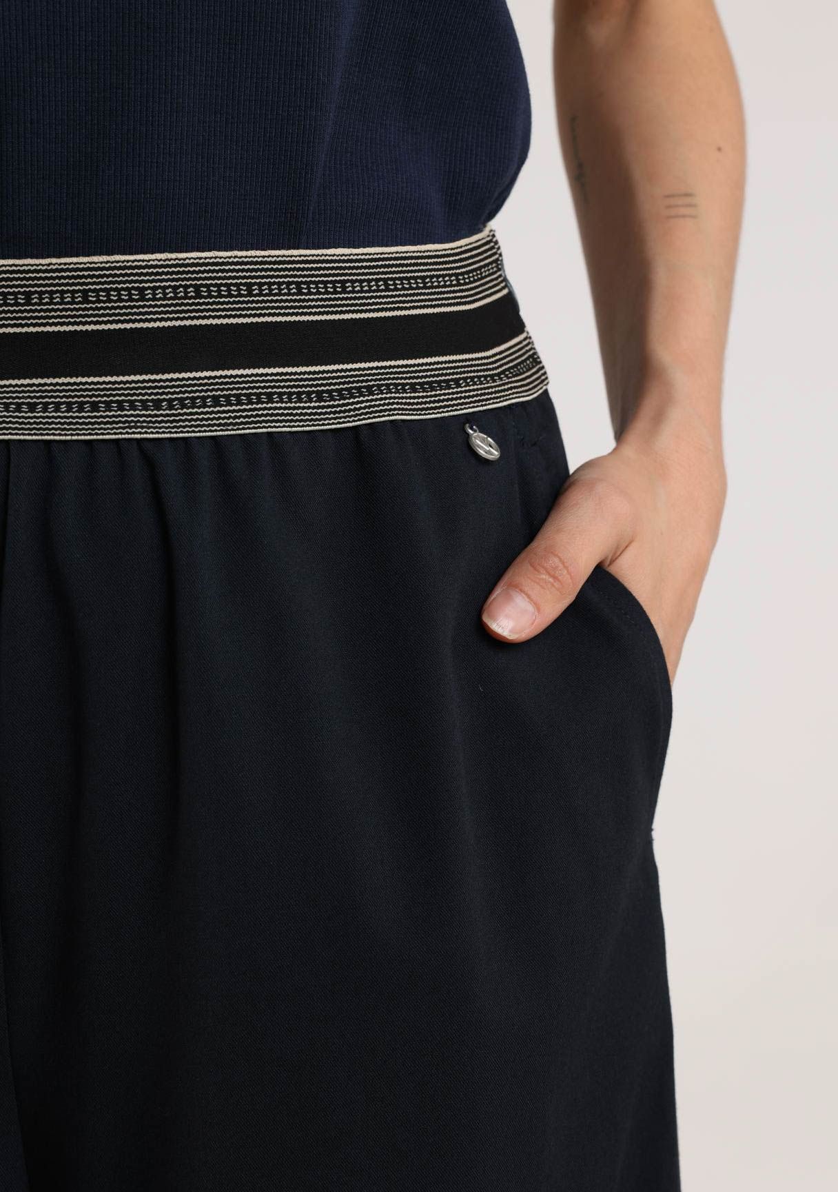 NUKUS WIJDE PANTALON
