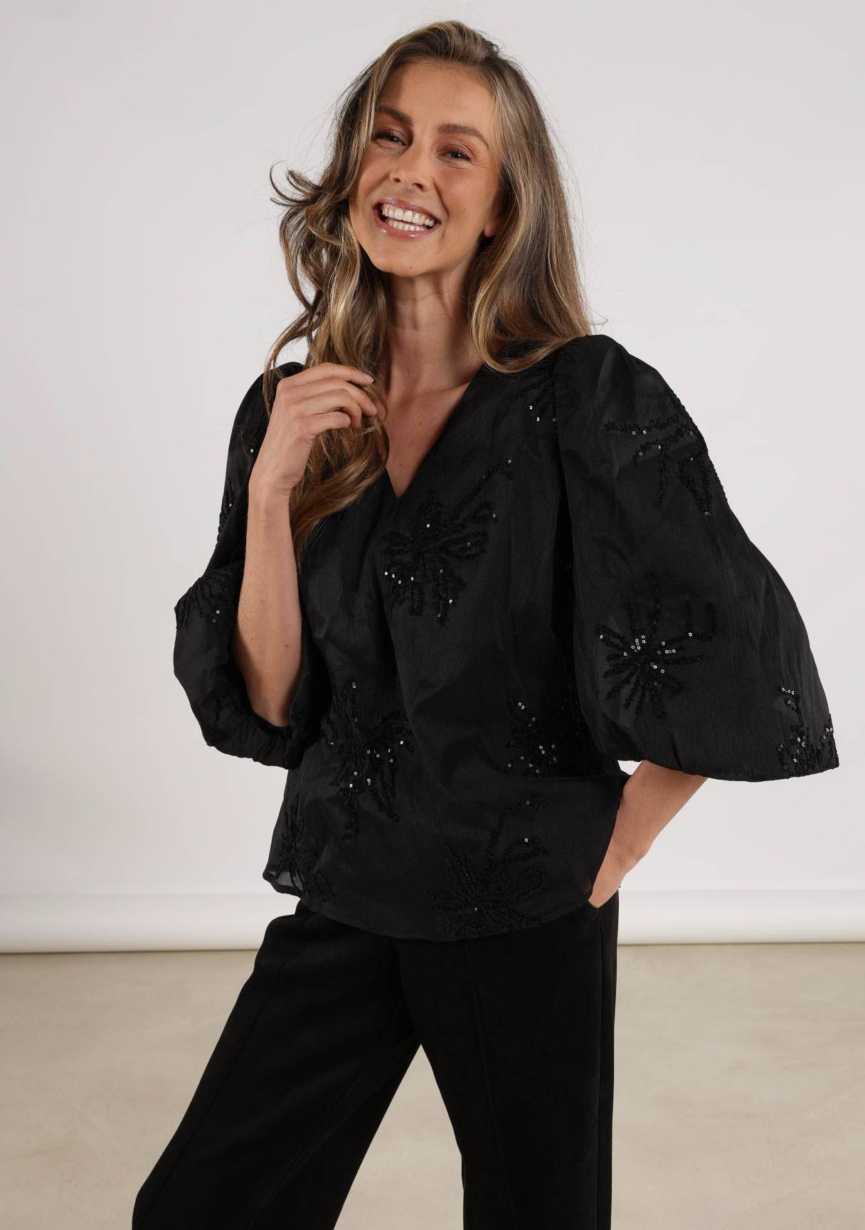 NUKUS BLOUSE