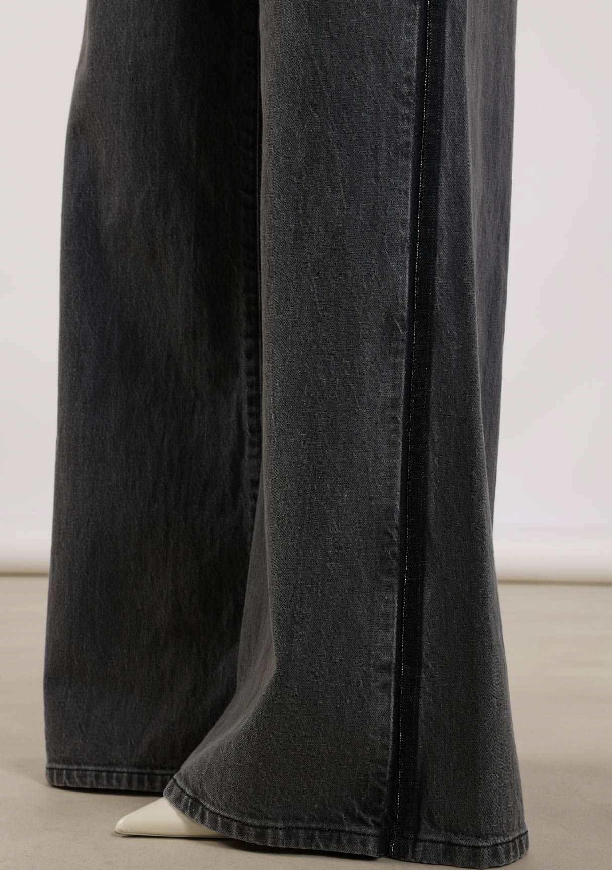 NUKUS JEANS