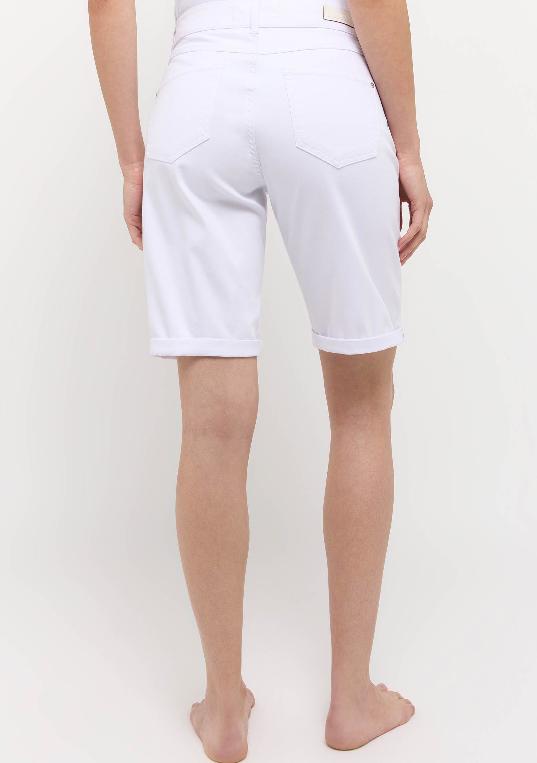ANGELS SHORT