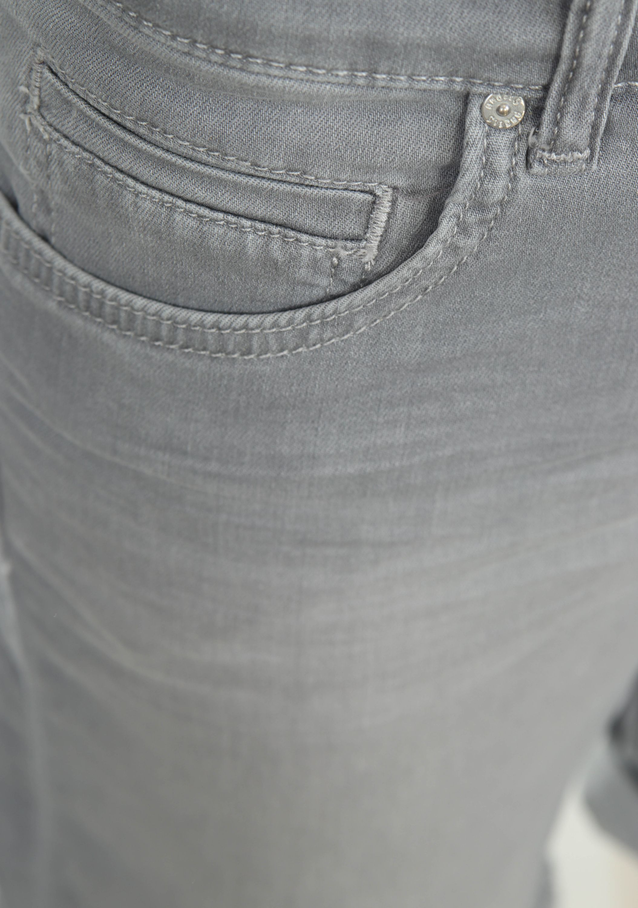 ANGELS SHORT