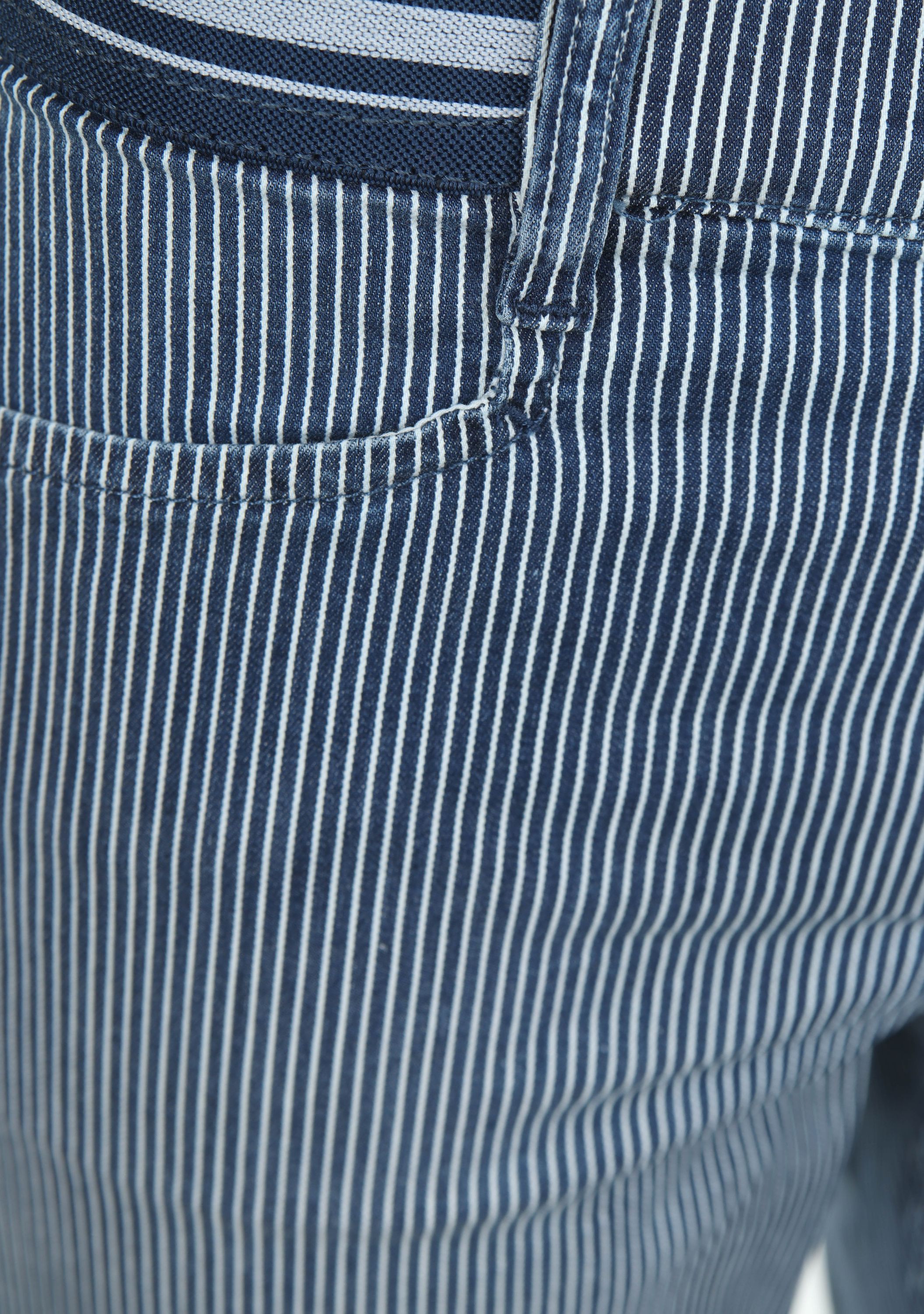 ANGELS CAPRI