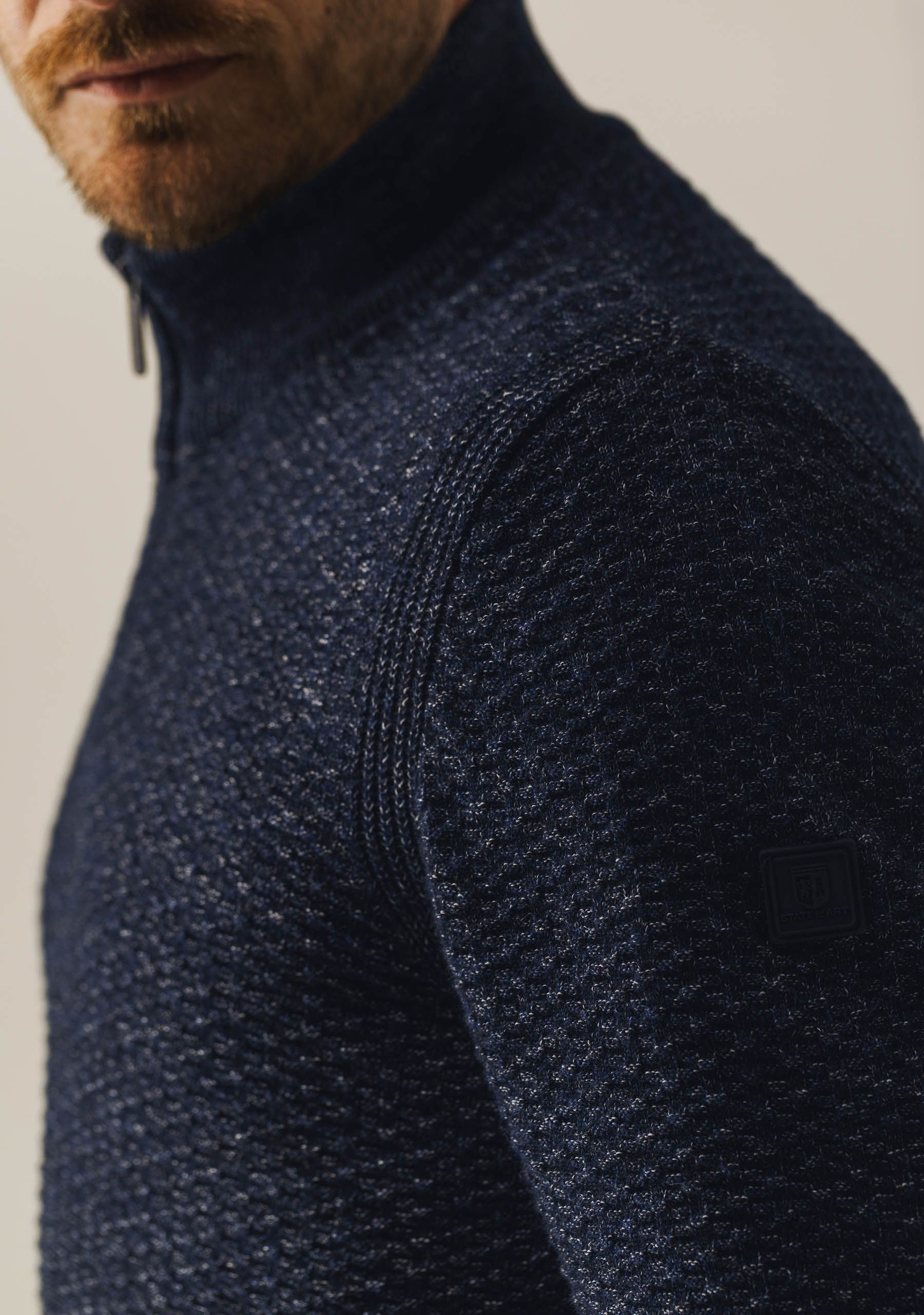 STATE OF ART VEST