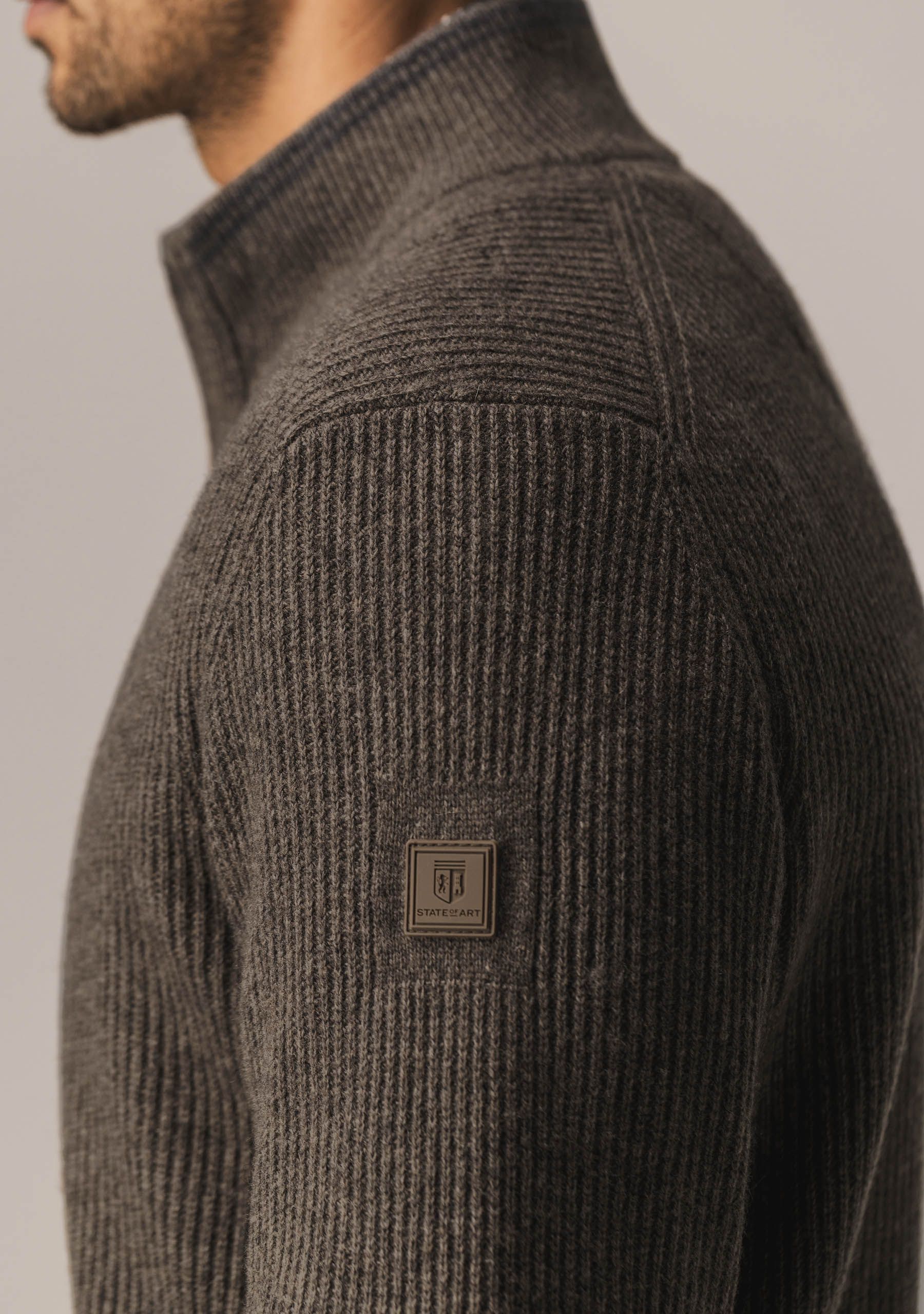STATE OF ART VEST
