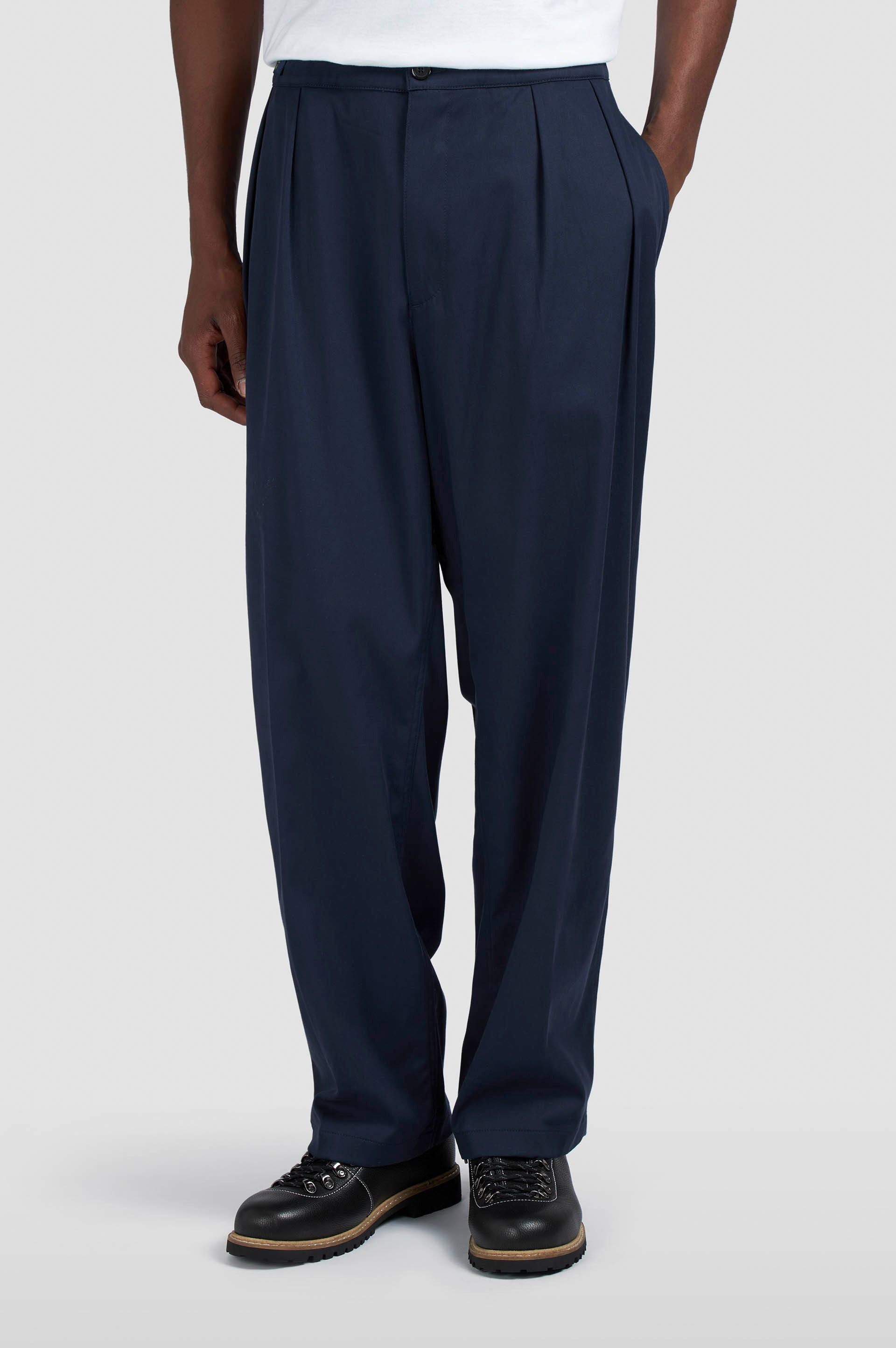 PAUL EN SHARK CHINO