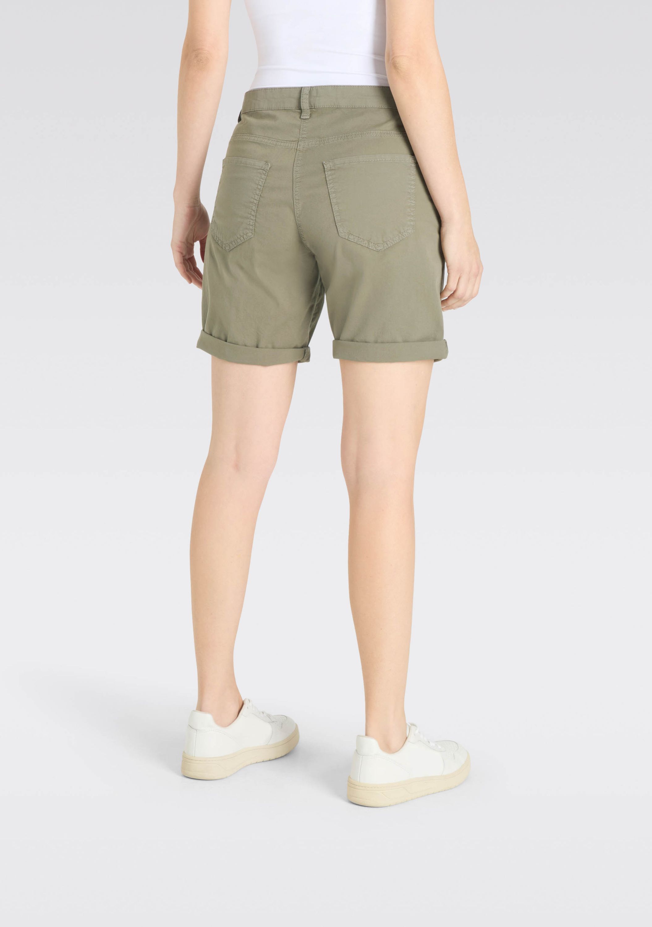 MAC SHORT