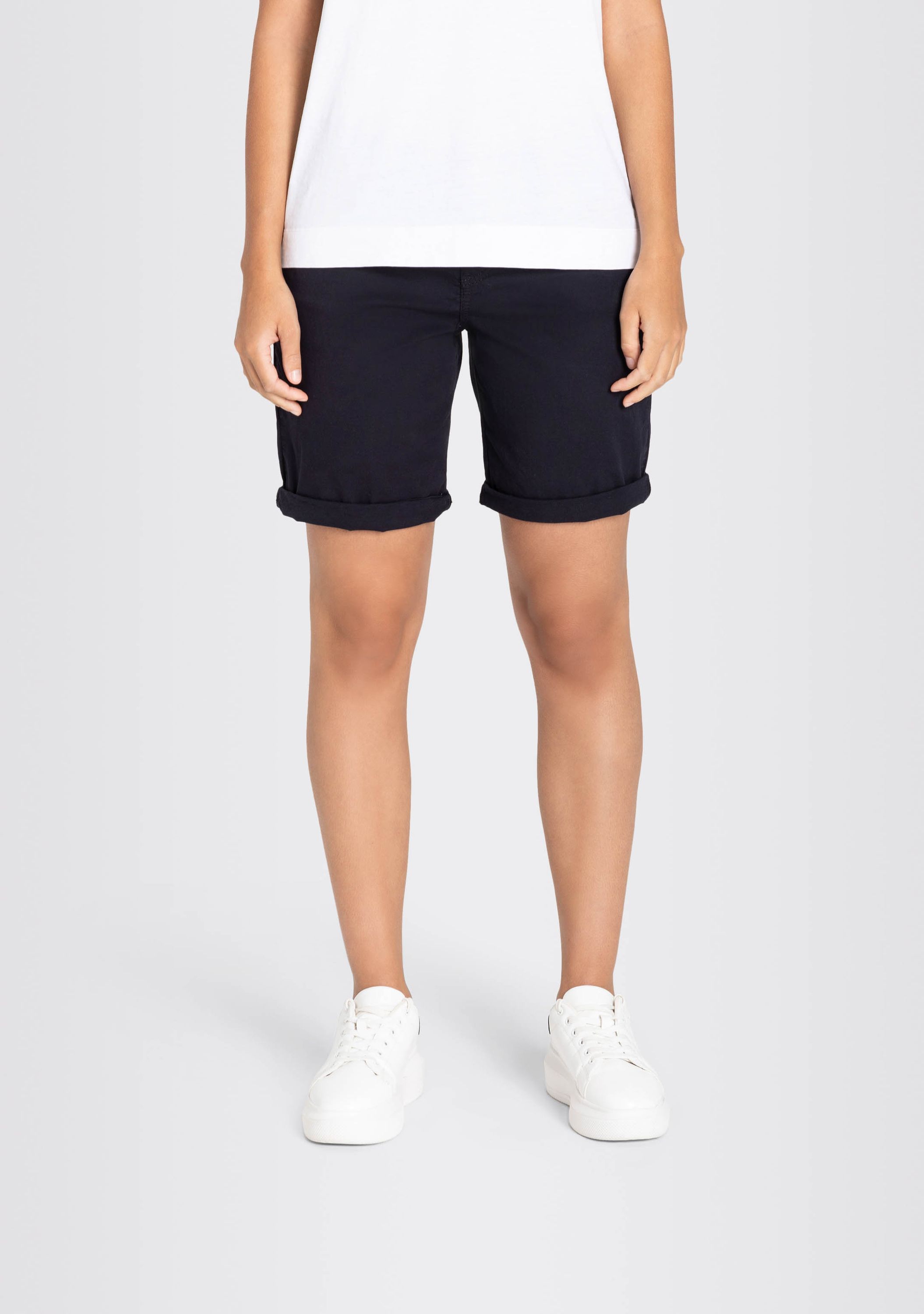 MAC SHORT