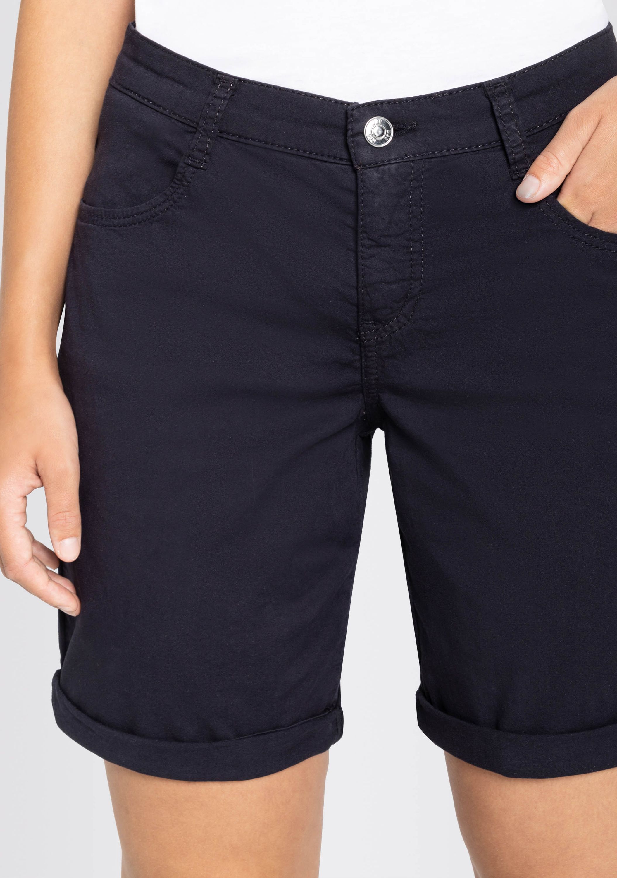 MAC SHORT