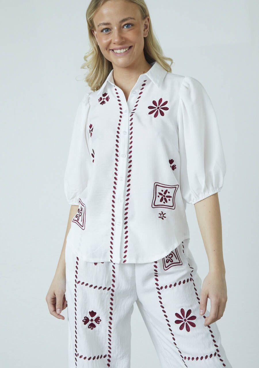SISTERS POINT BLOUSE