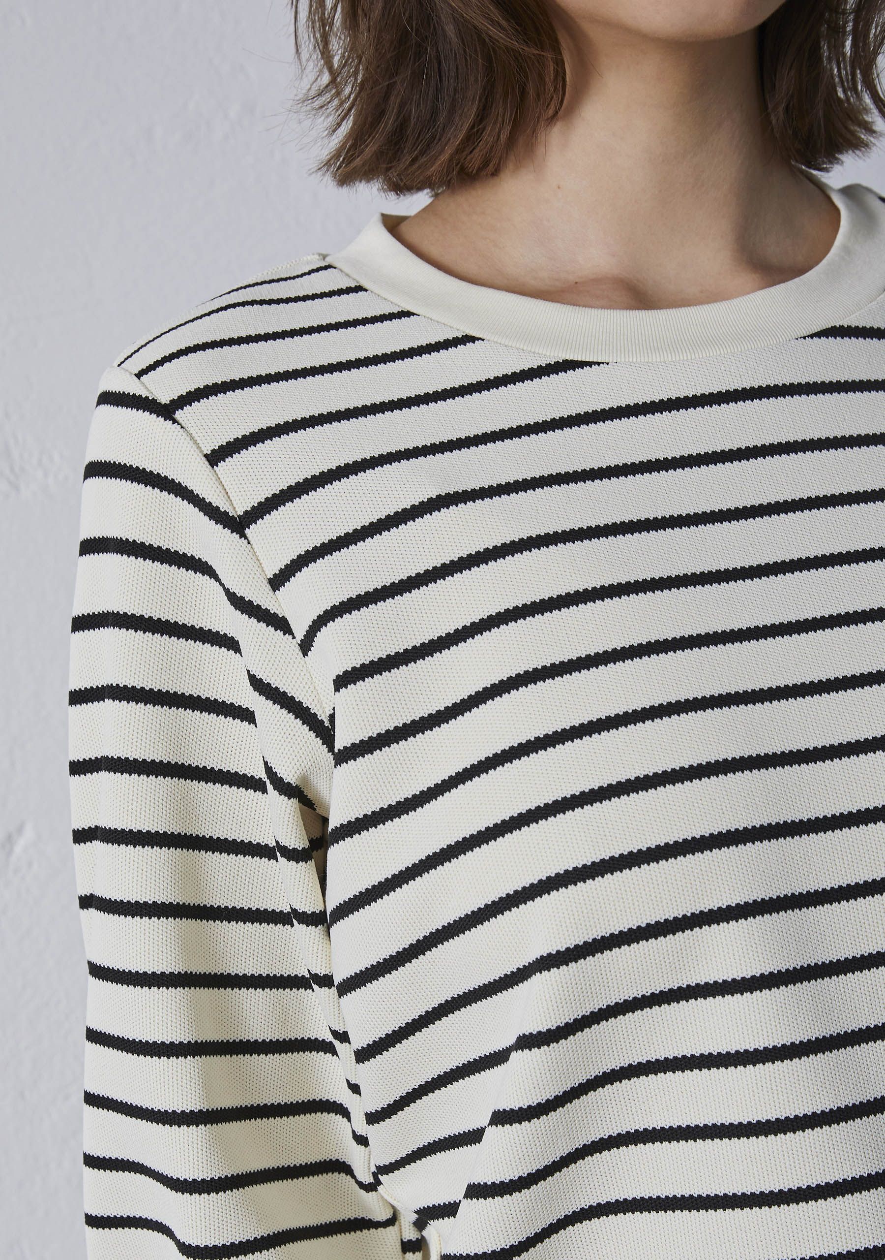 SISTERS POINT SWEATER