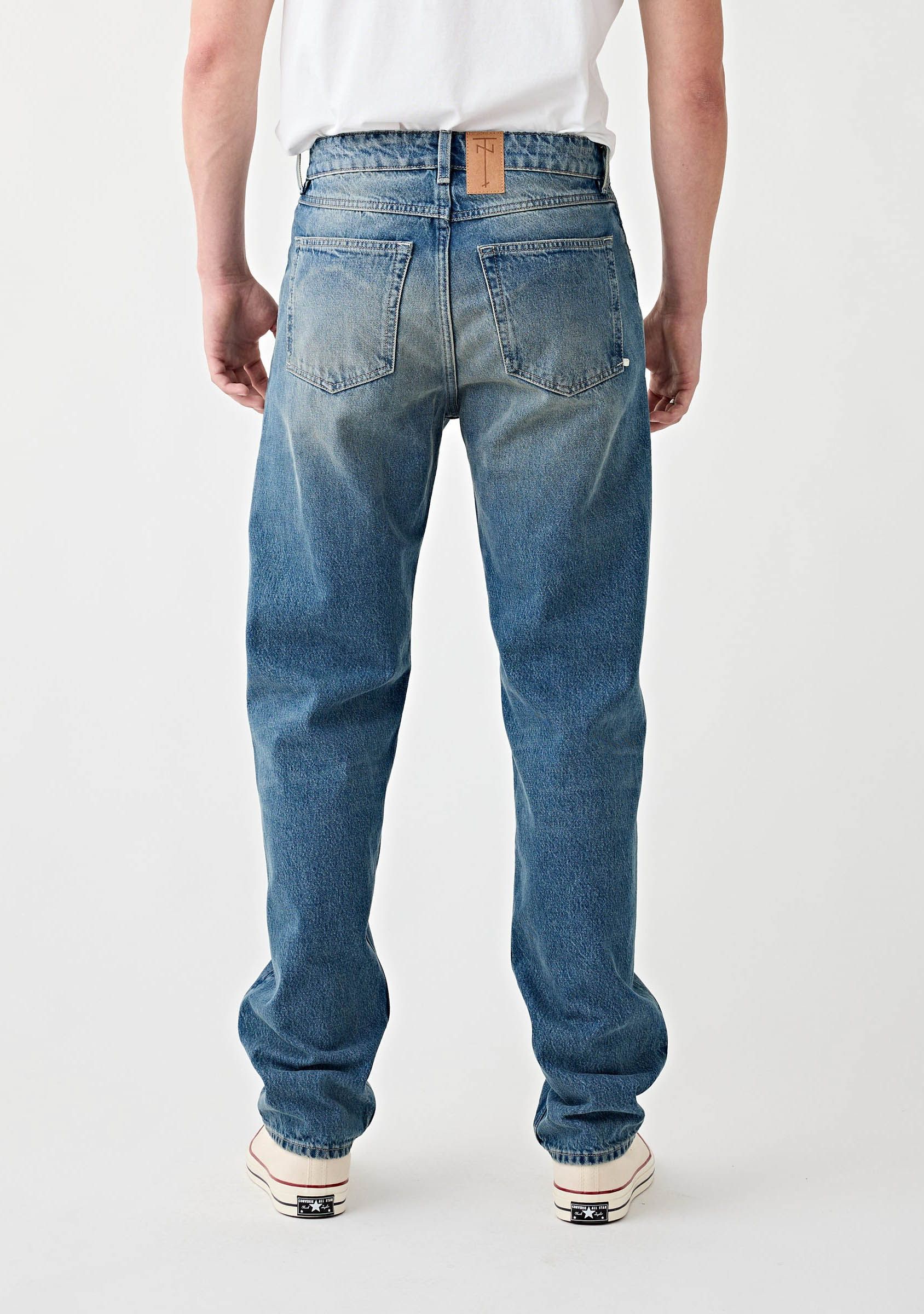 TENUE JEANS