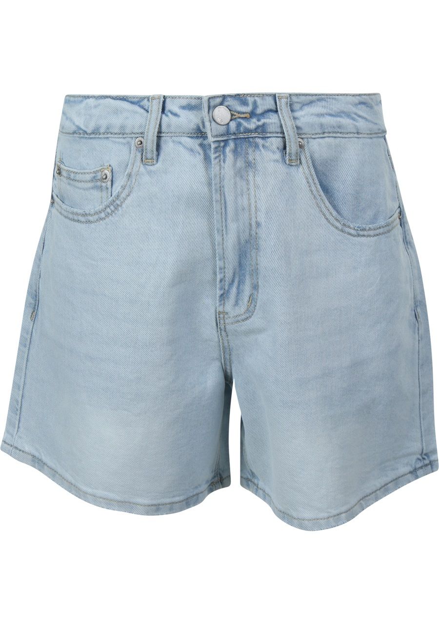 WITH BLACK SHORT