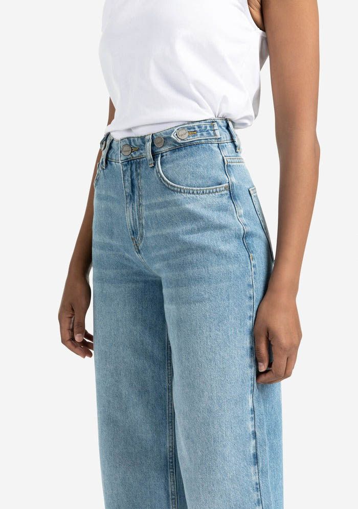 YAYA JEANS