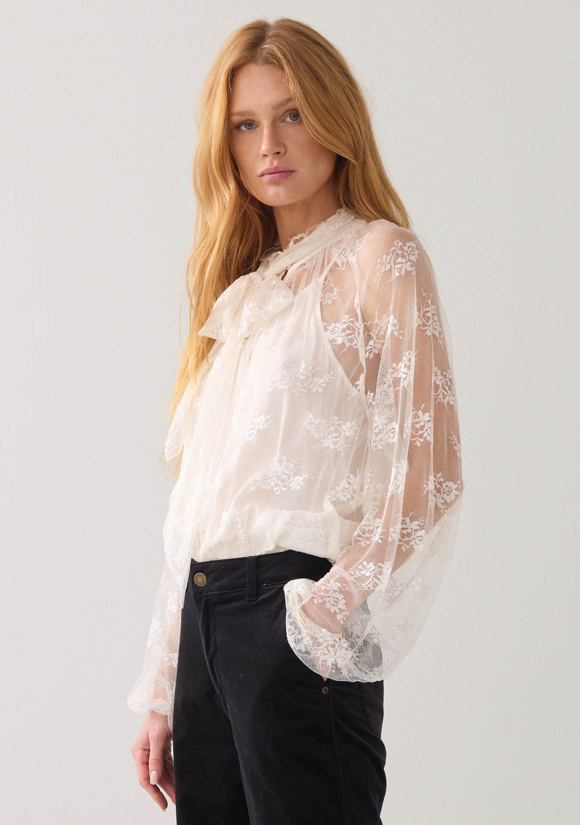 SUMMUM BLOUSE