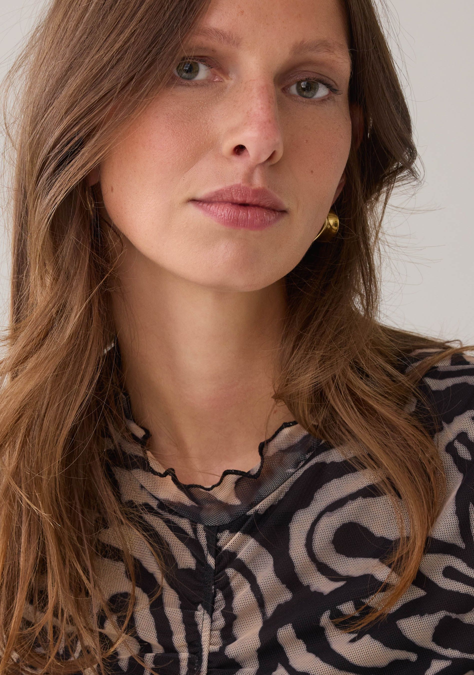 SUMMUM SHIRT