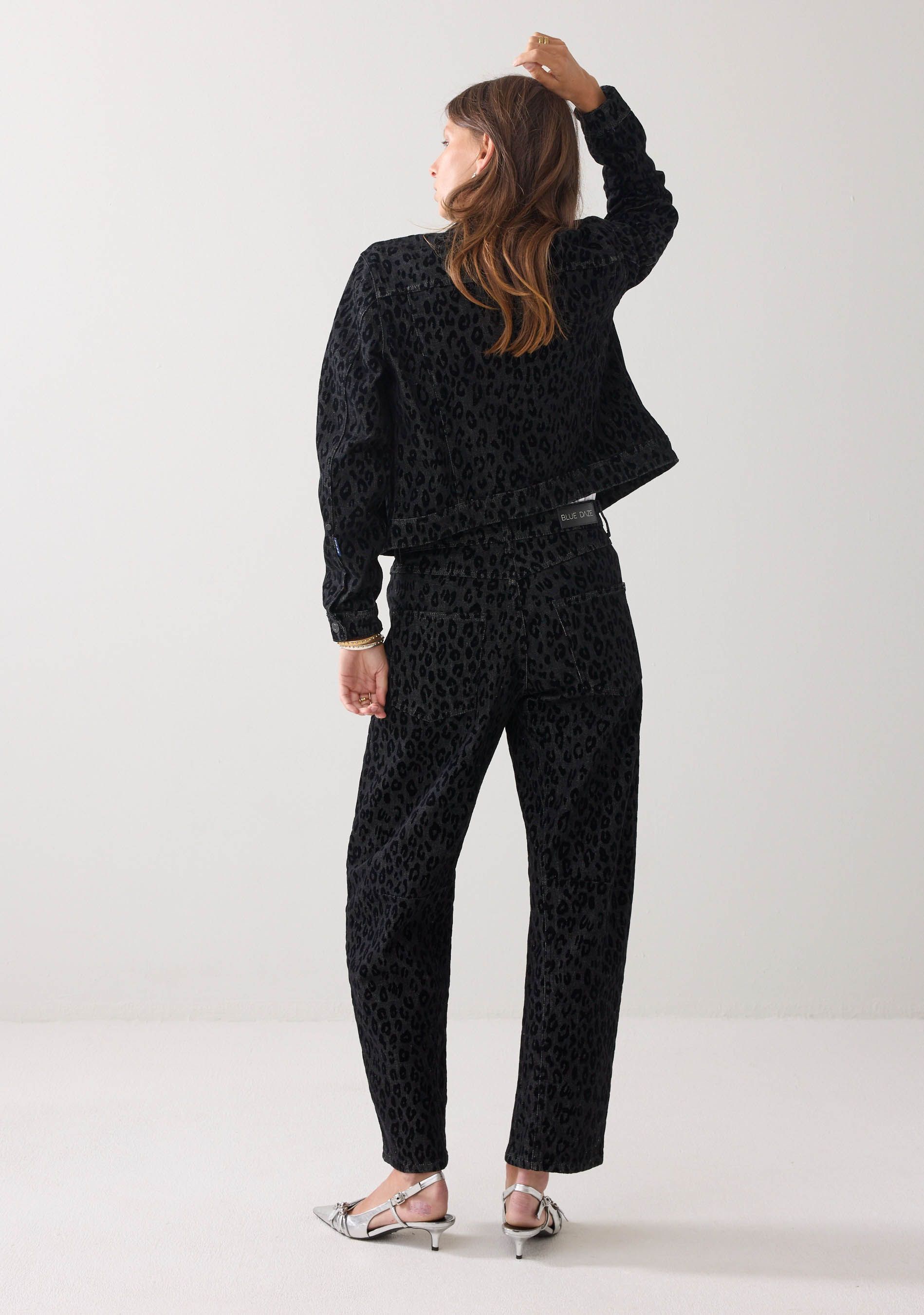 SUMMUM JEANS