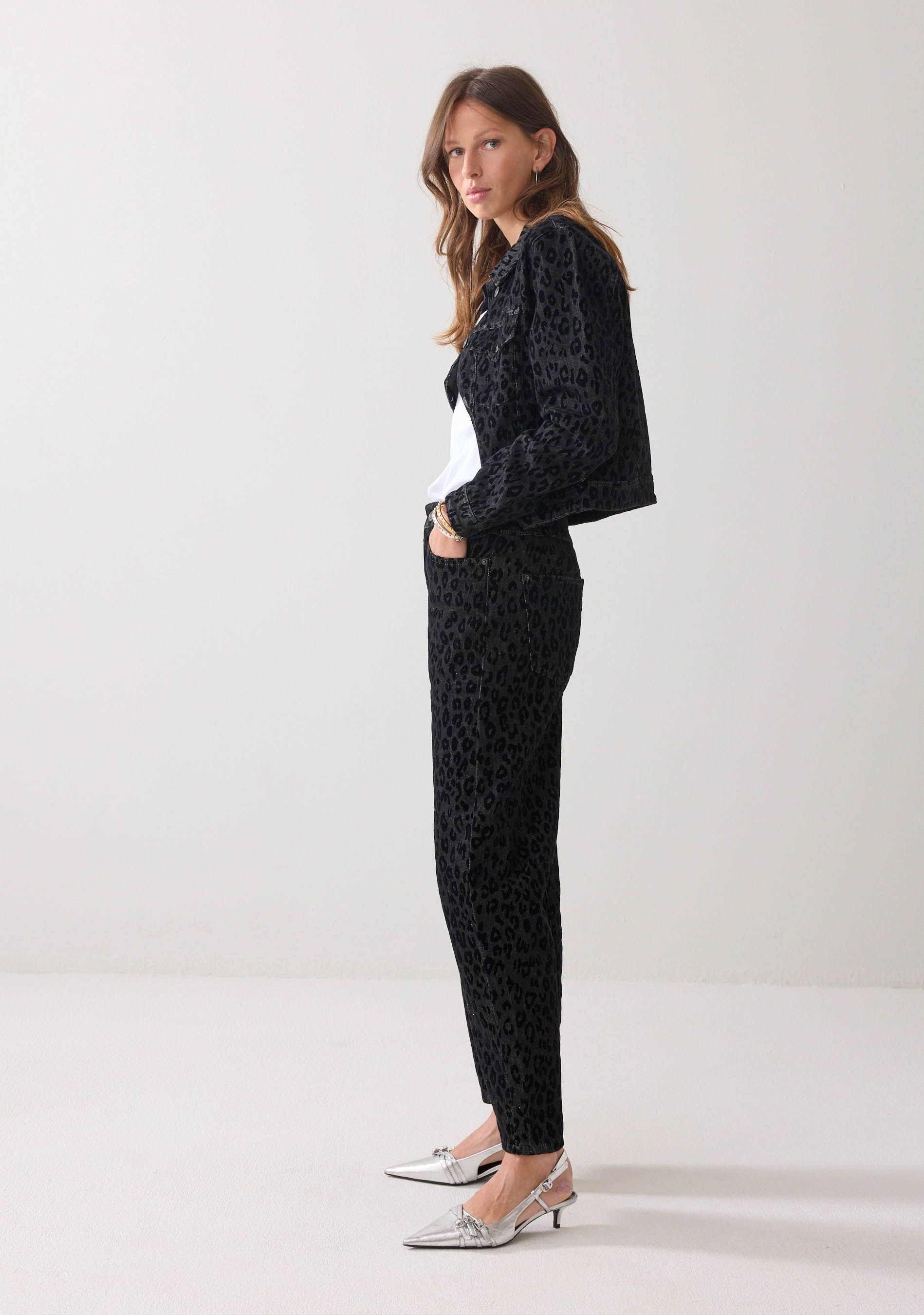 SUMMUM JEANS