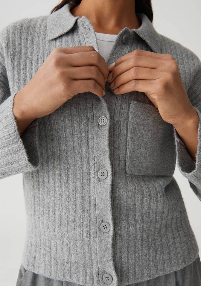 OPUS VEST