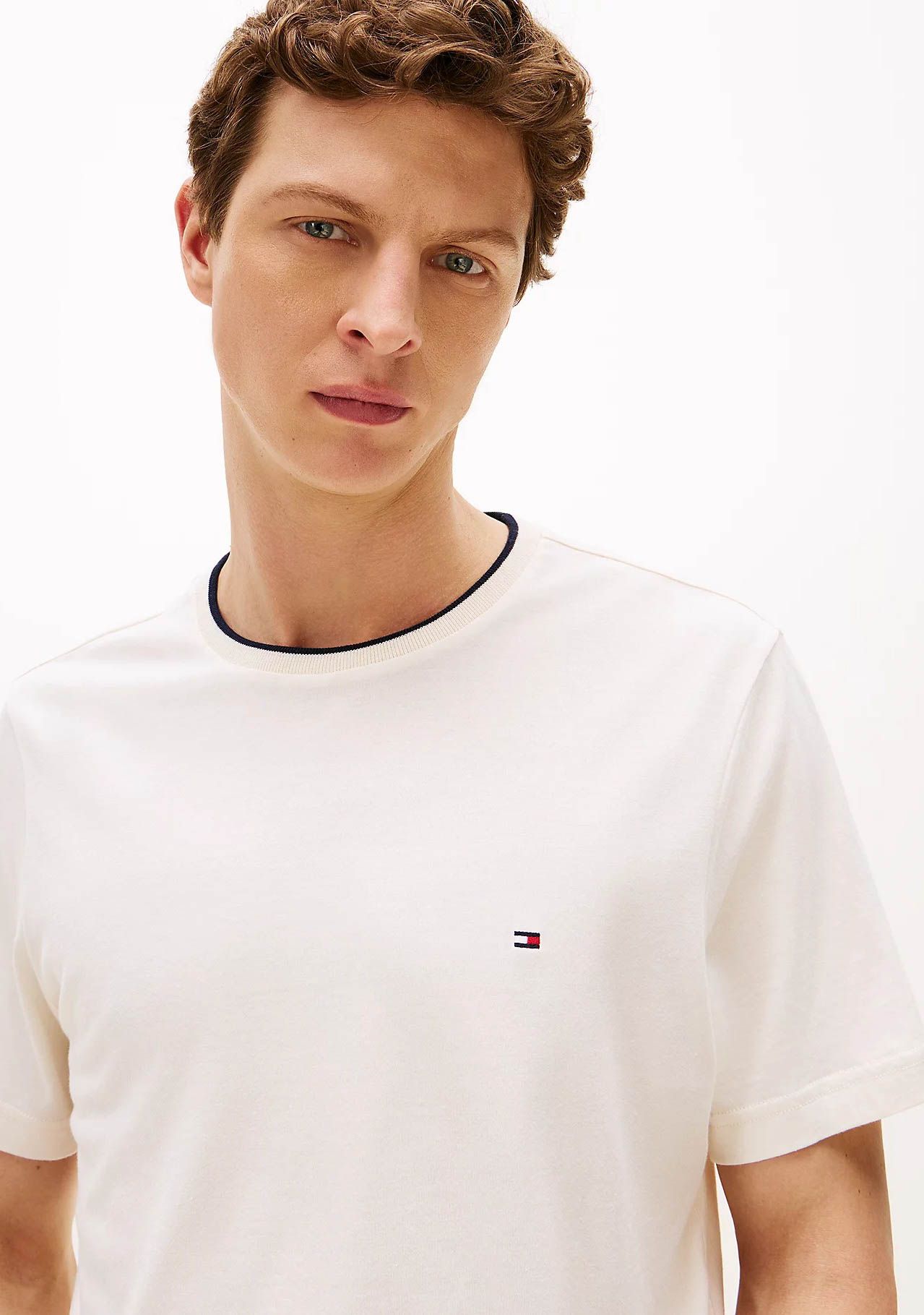 TOMMY HILFIGER TSHIRT