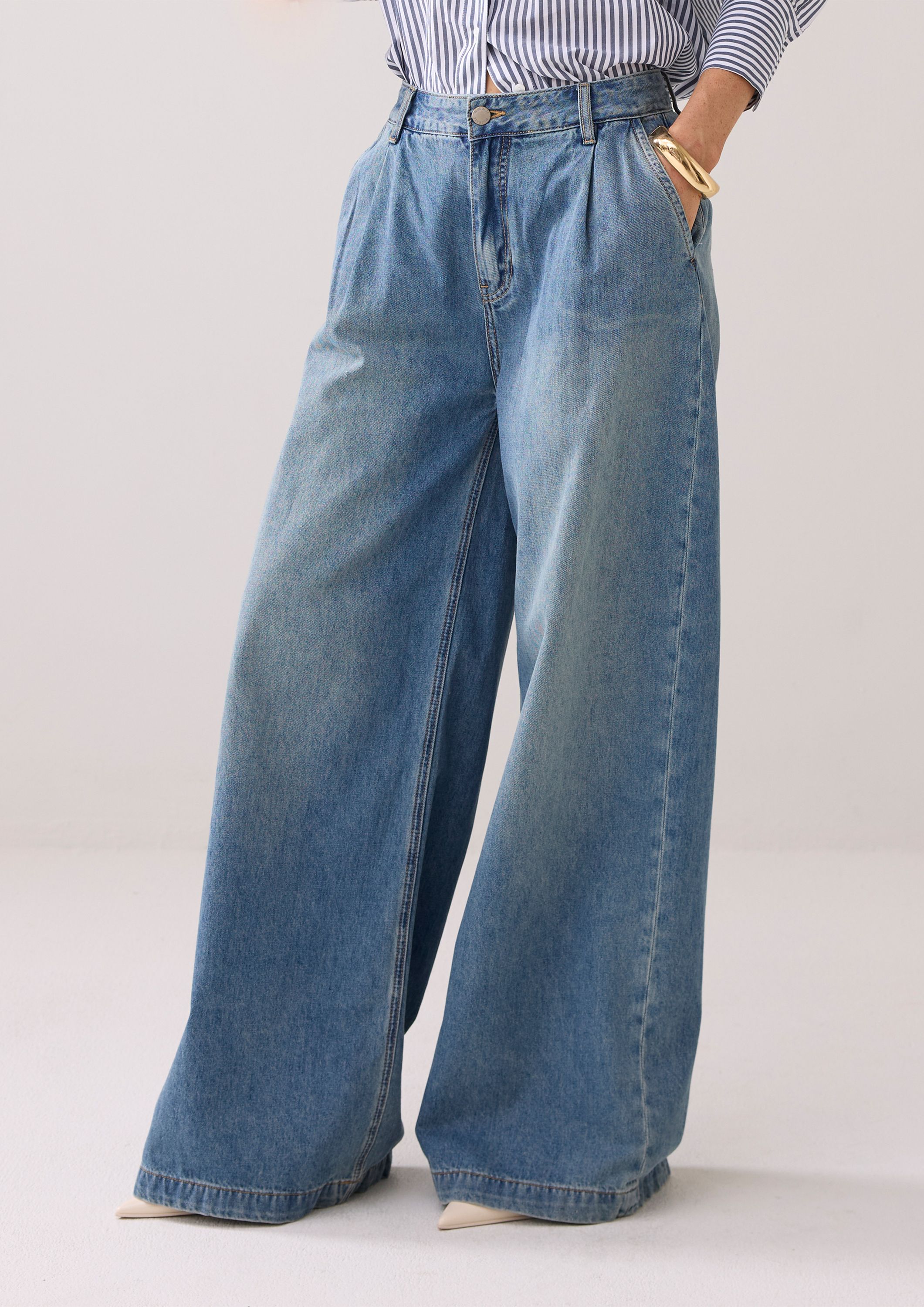 SUMMUM JEANS