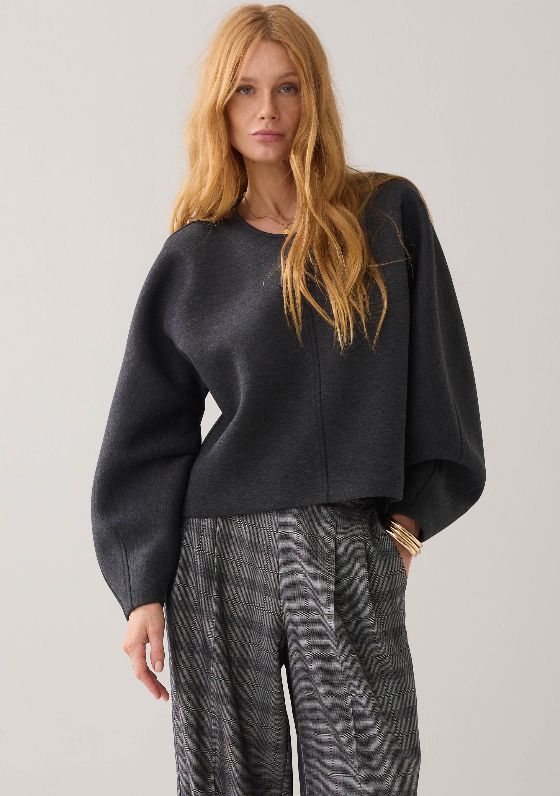 SUMMUM SWEATER