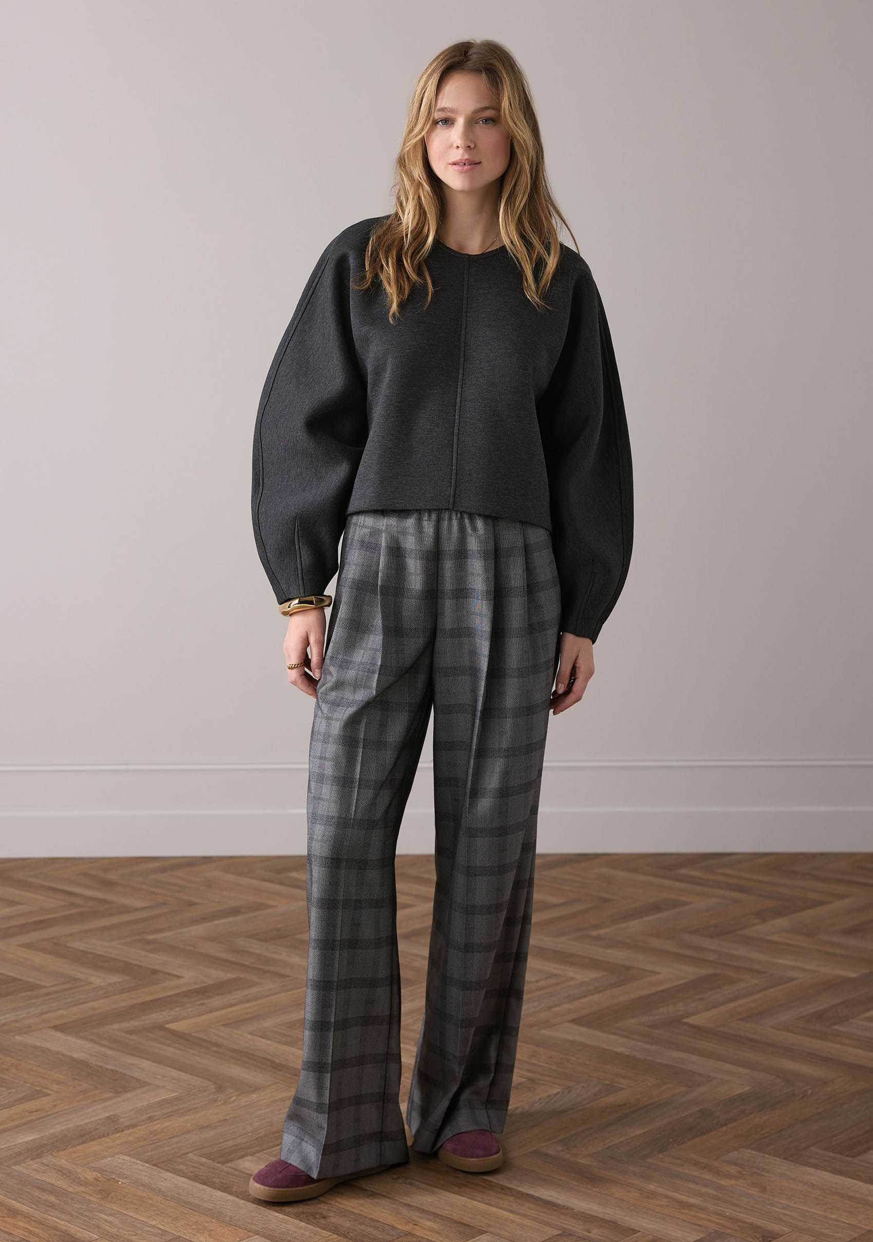 SUMMUM SWEATER