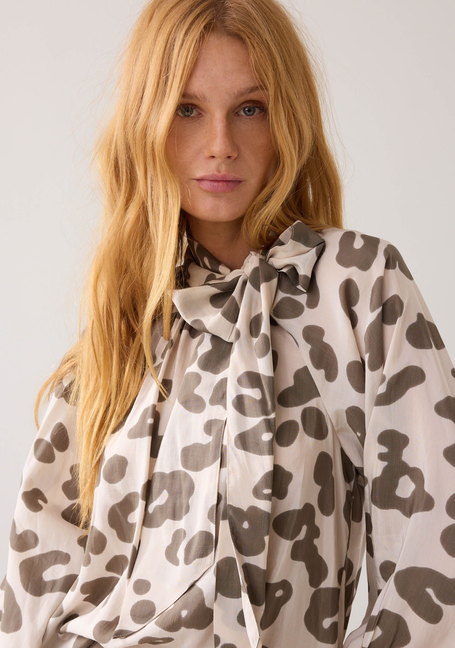 SUMMUM BLOUSE