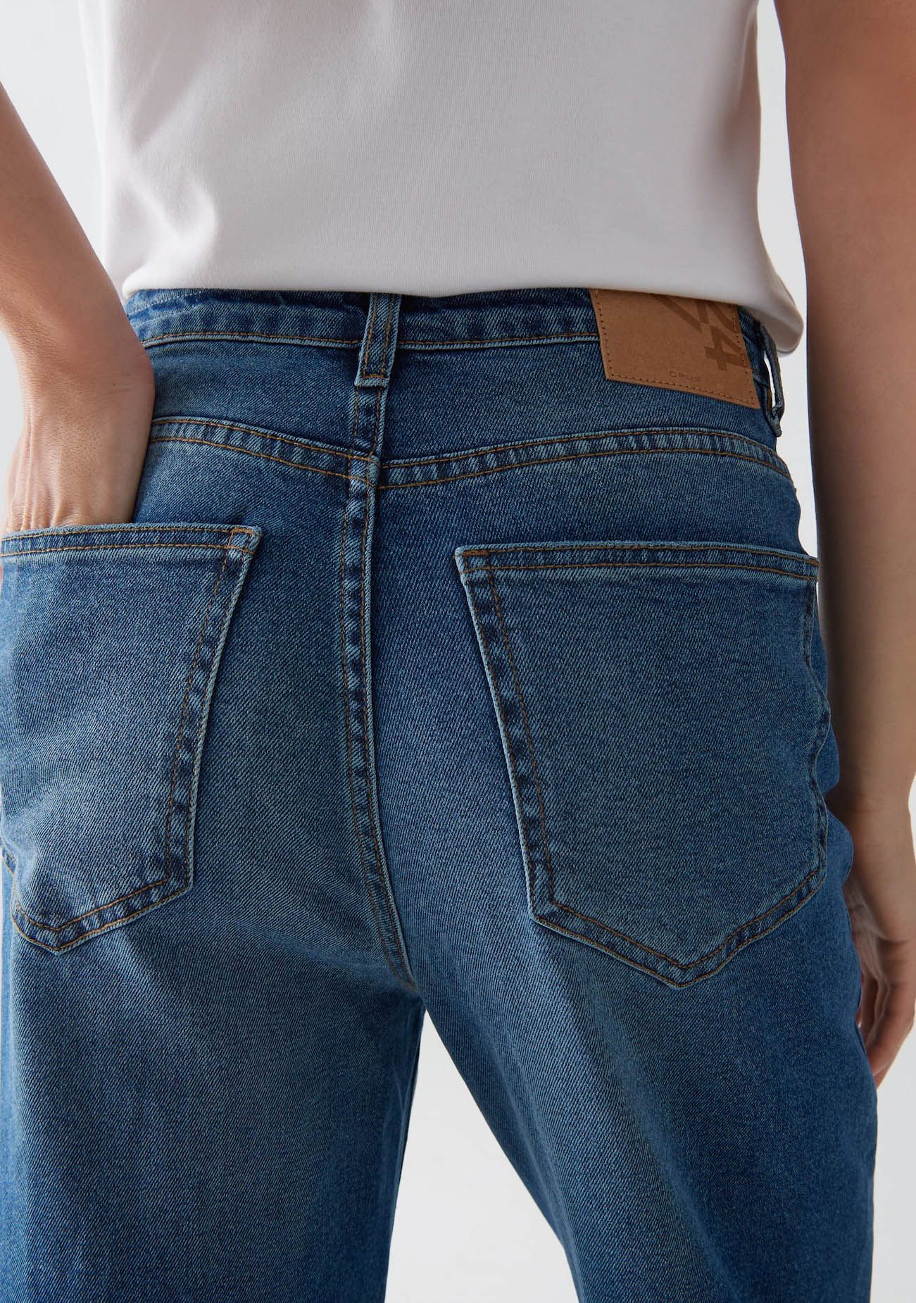 OPUS JEANS