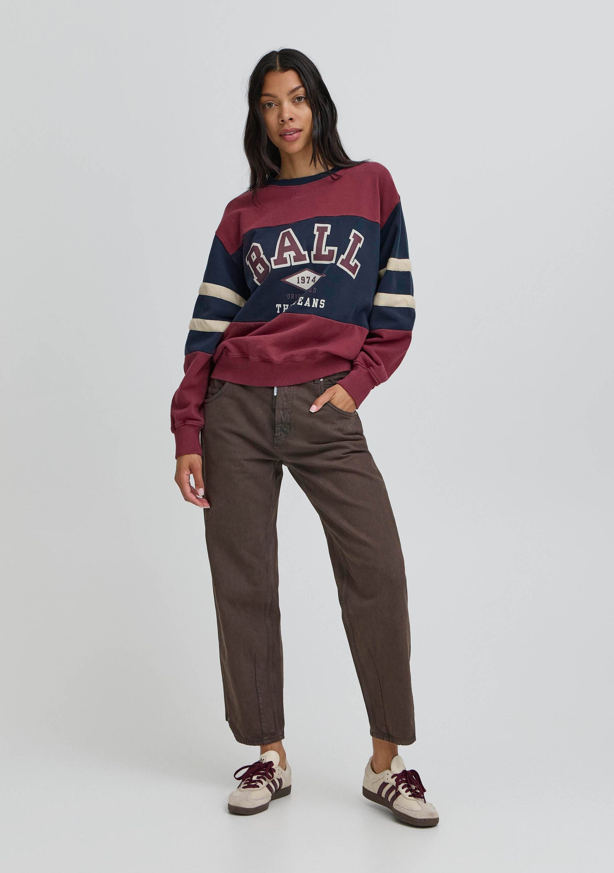 BALL SWEATER