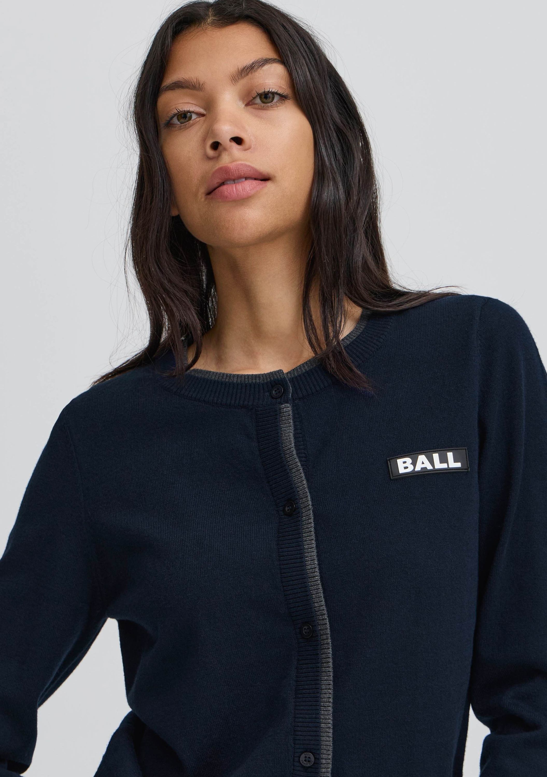 BALL VEST