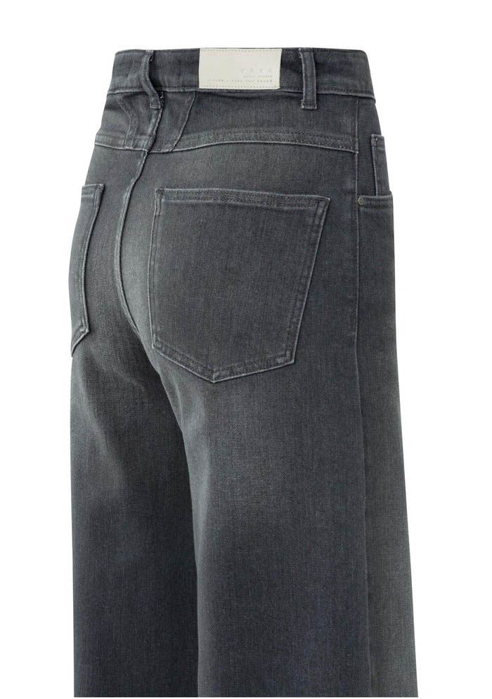 YAYA JEANS
