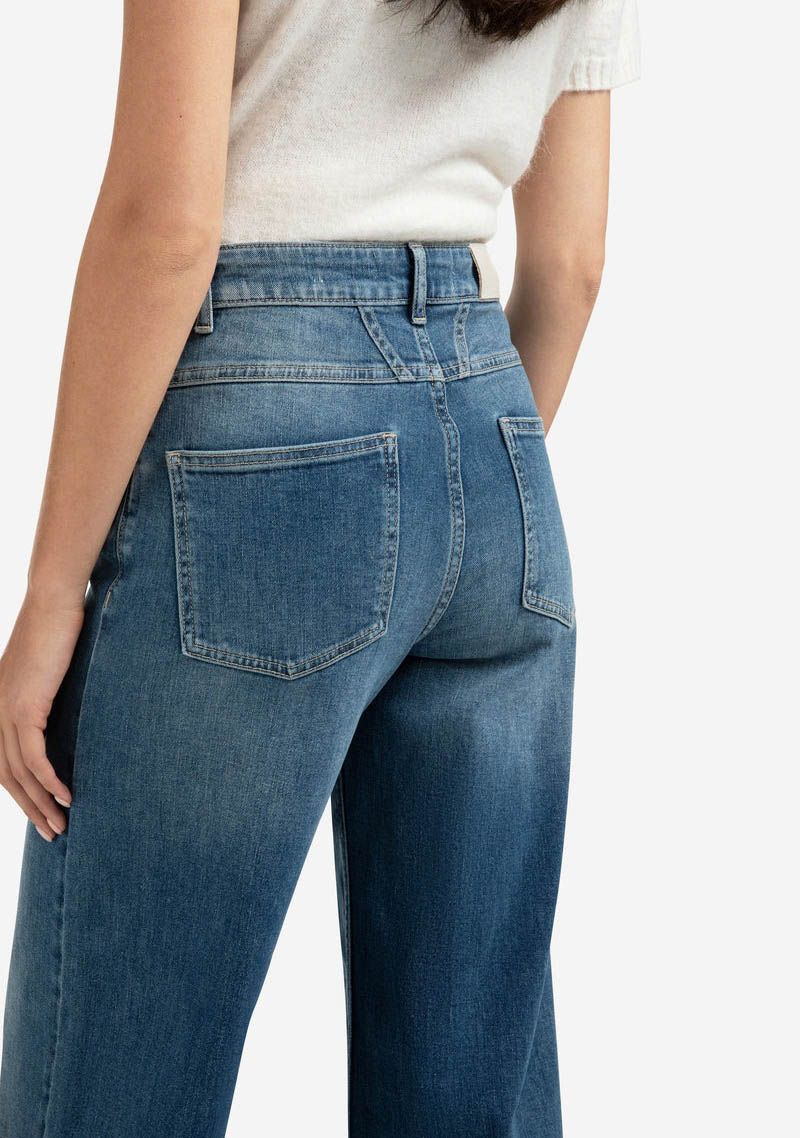 YAYA JEANS